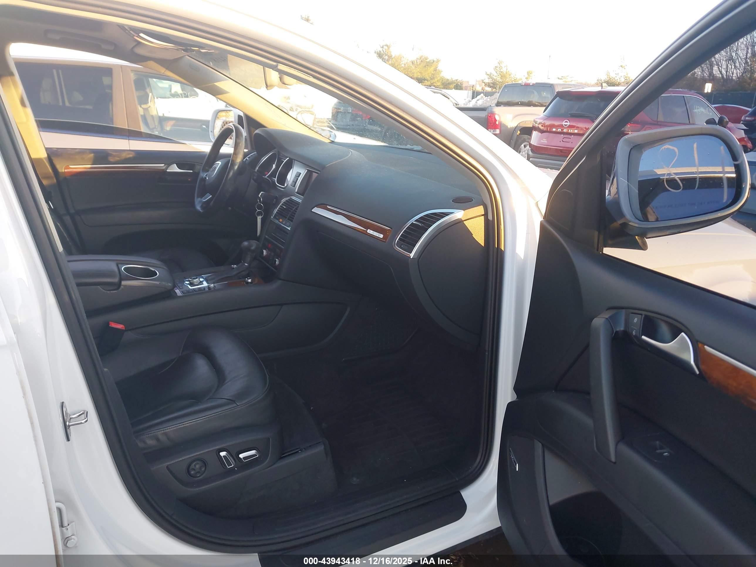 AUDI Q7 image 5