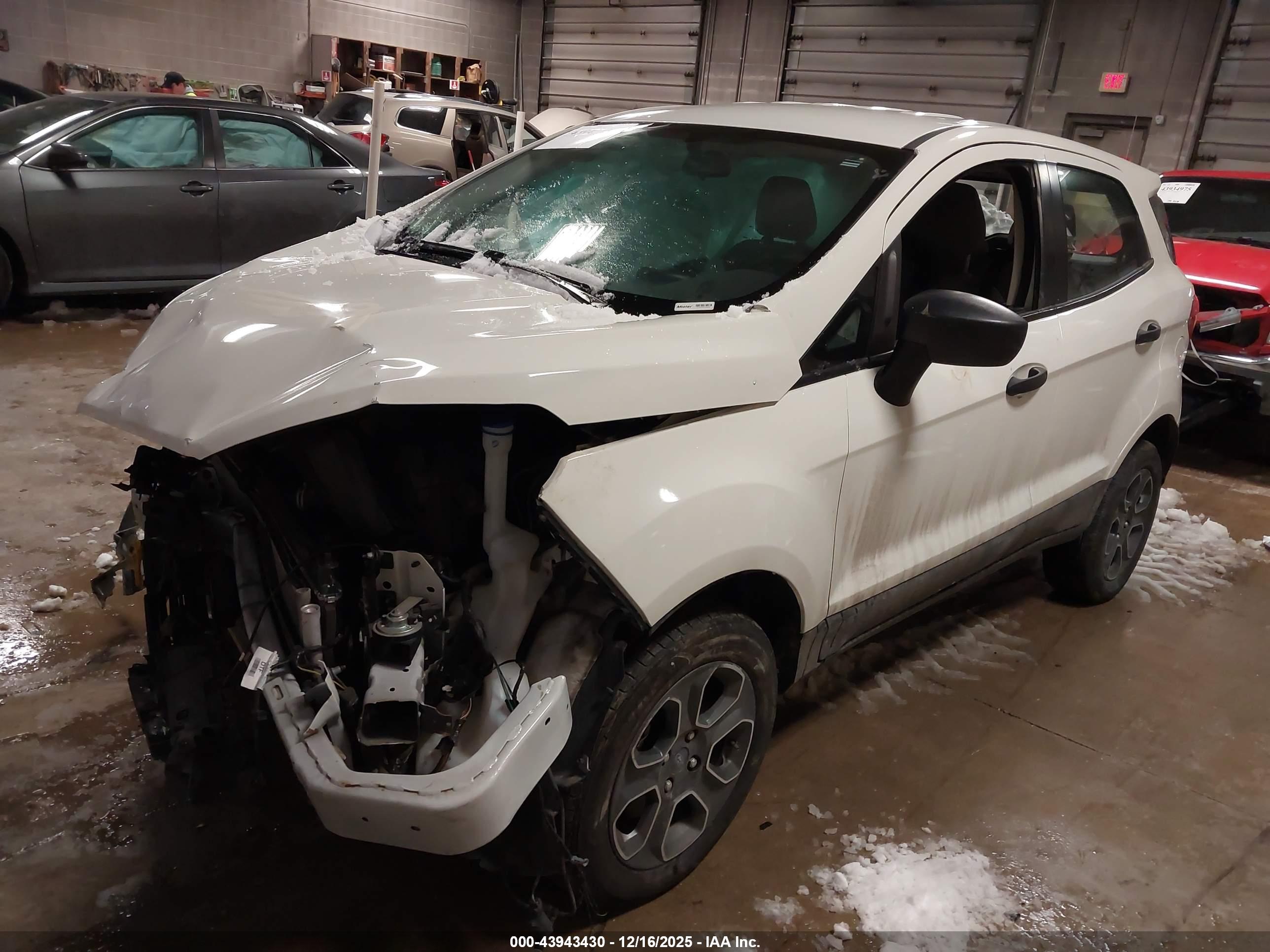 FORD ECOSPORT image 2