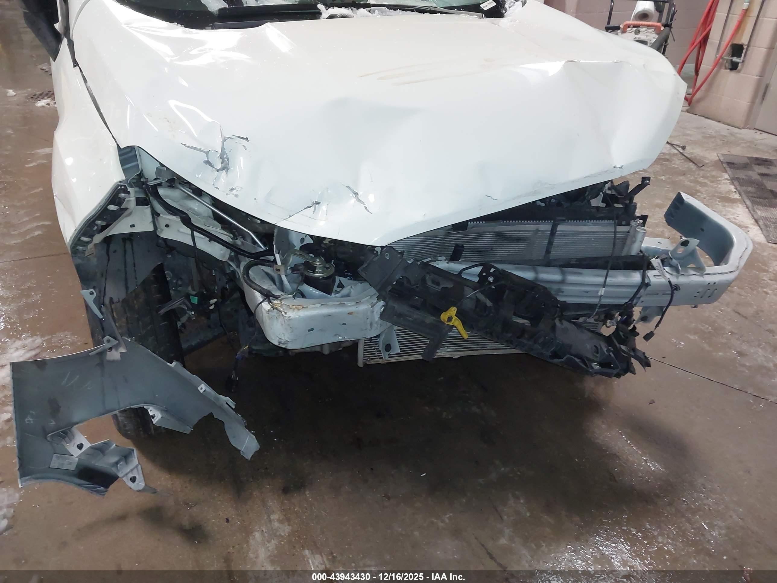 FORD ECOSPORT image 6