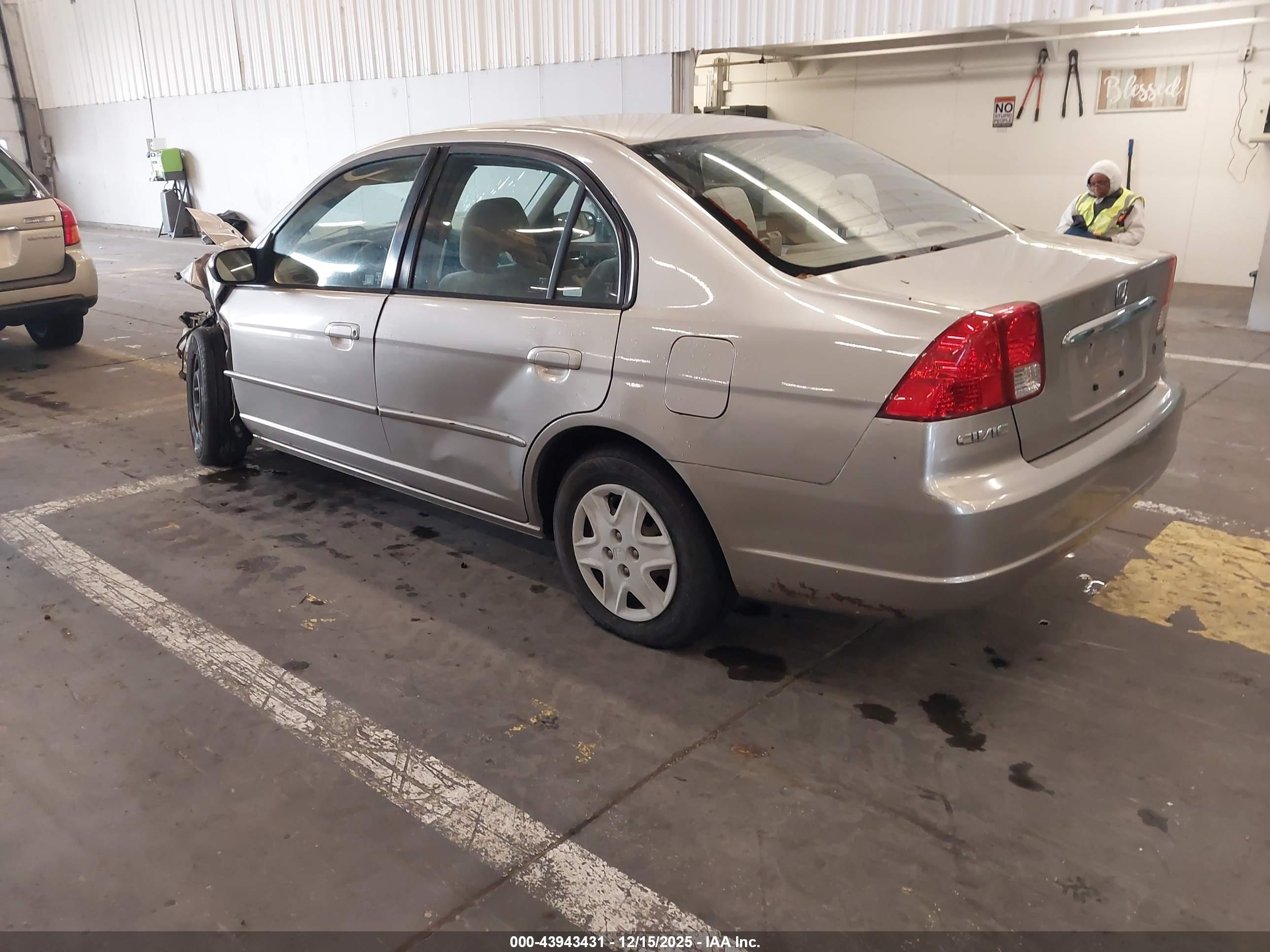 HONDA CIVIC image 3
