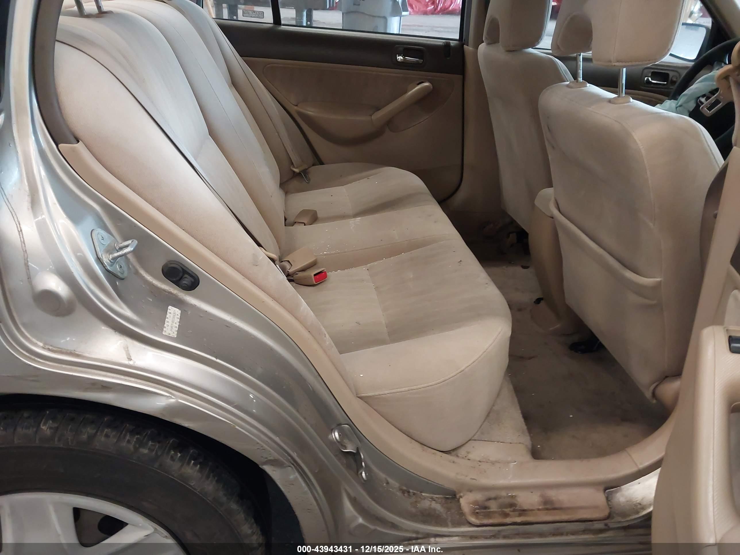 HONDA CIVIC image 8