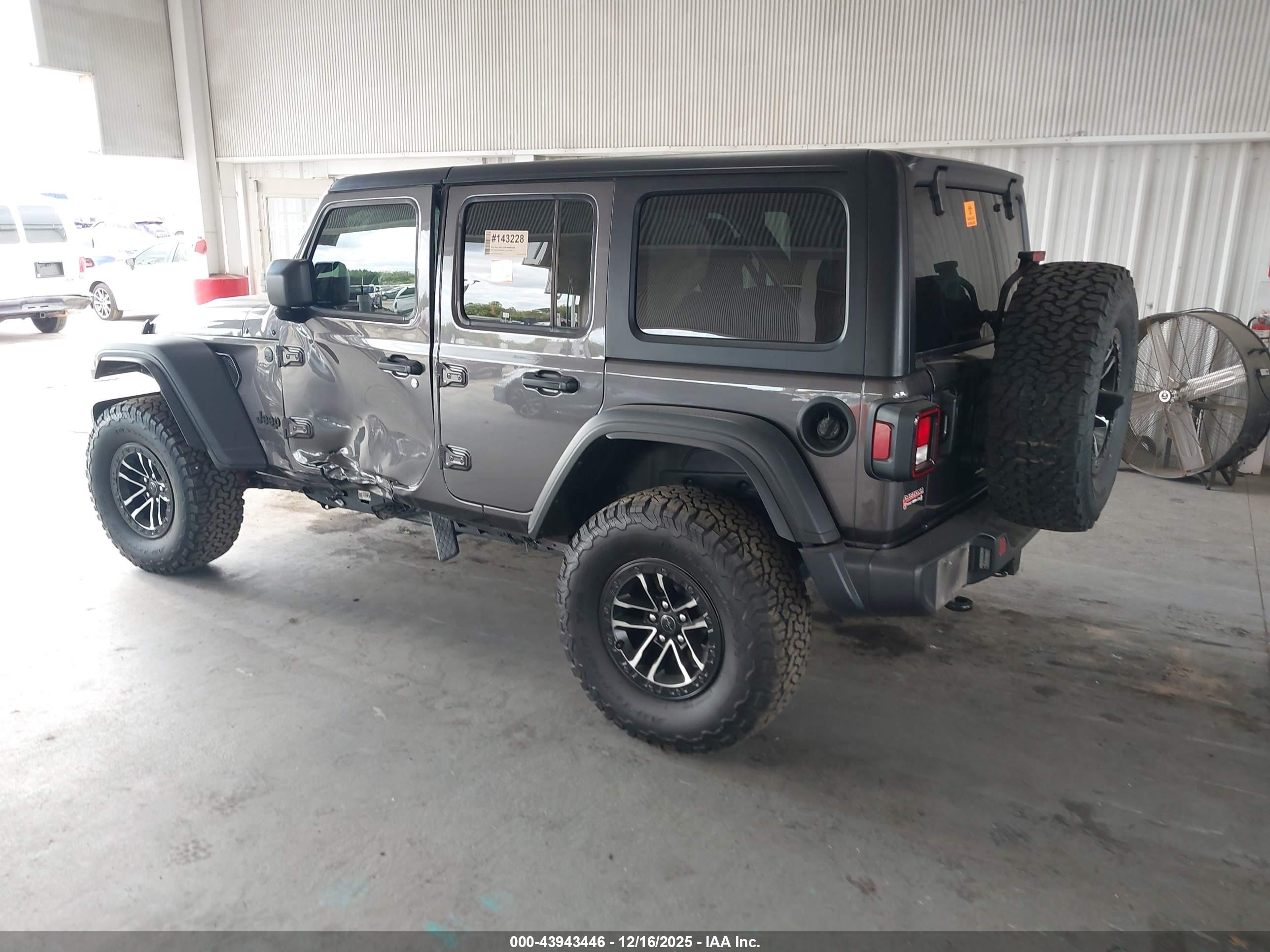 JEEP WRANGLER image 3