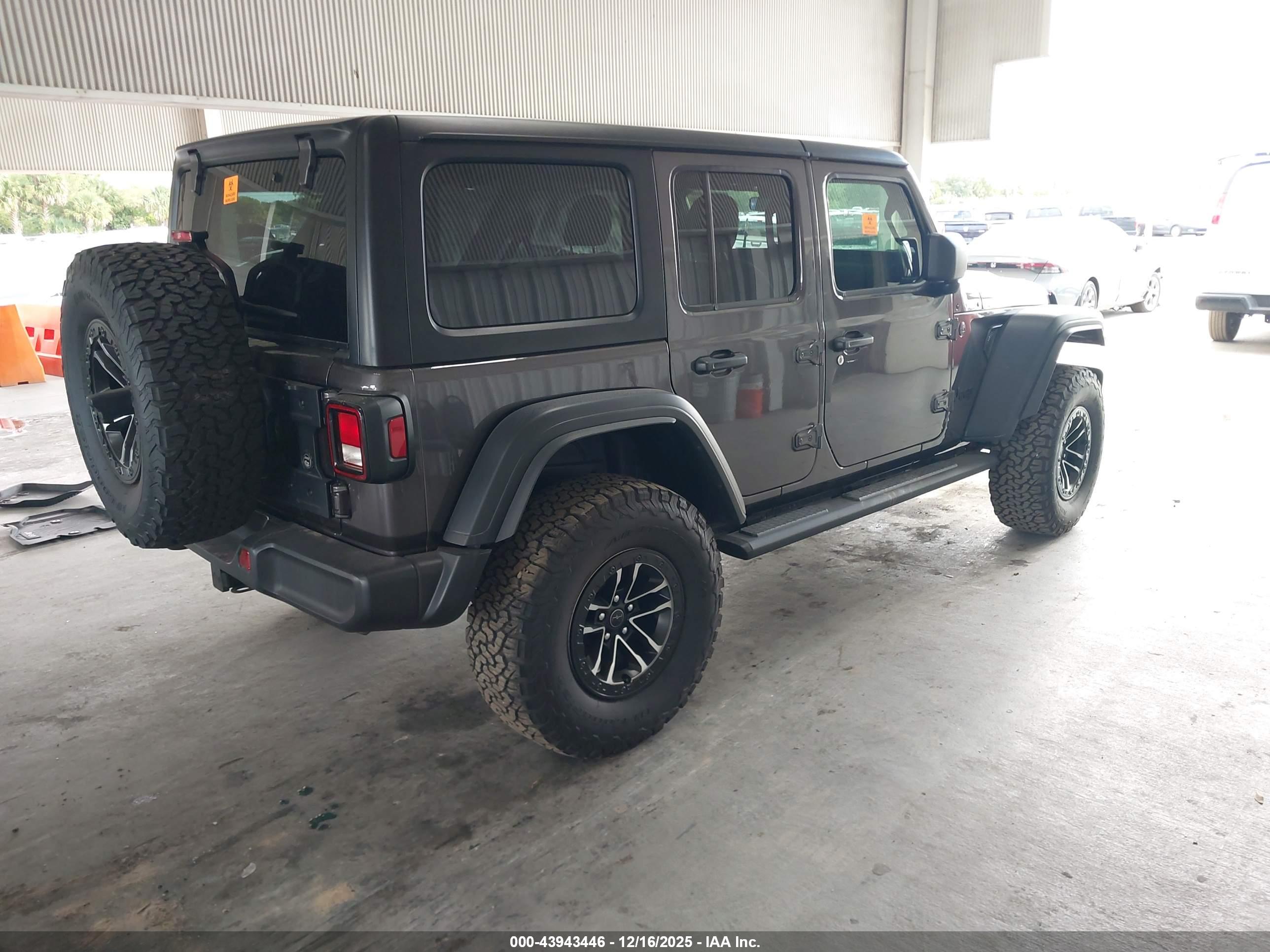 JEEP WRANGLER image 4