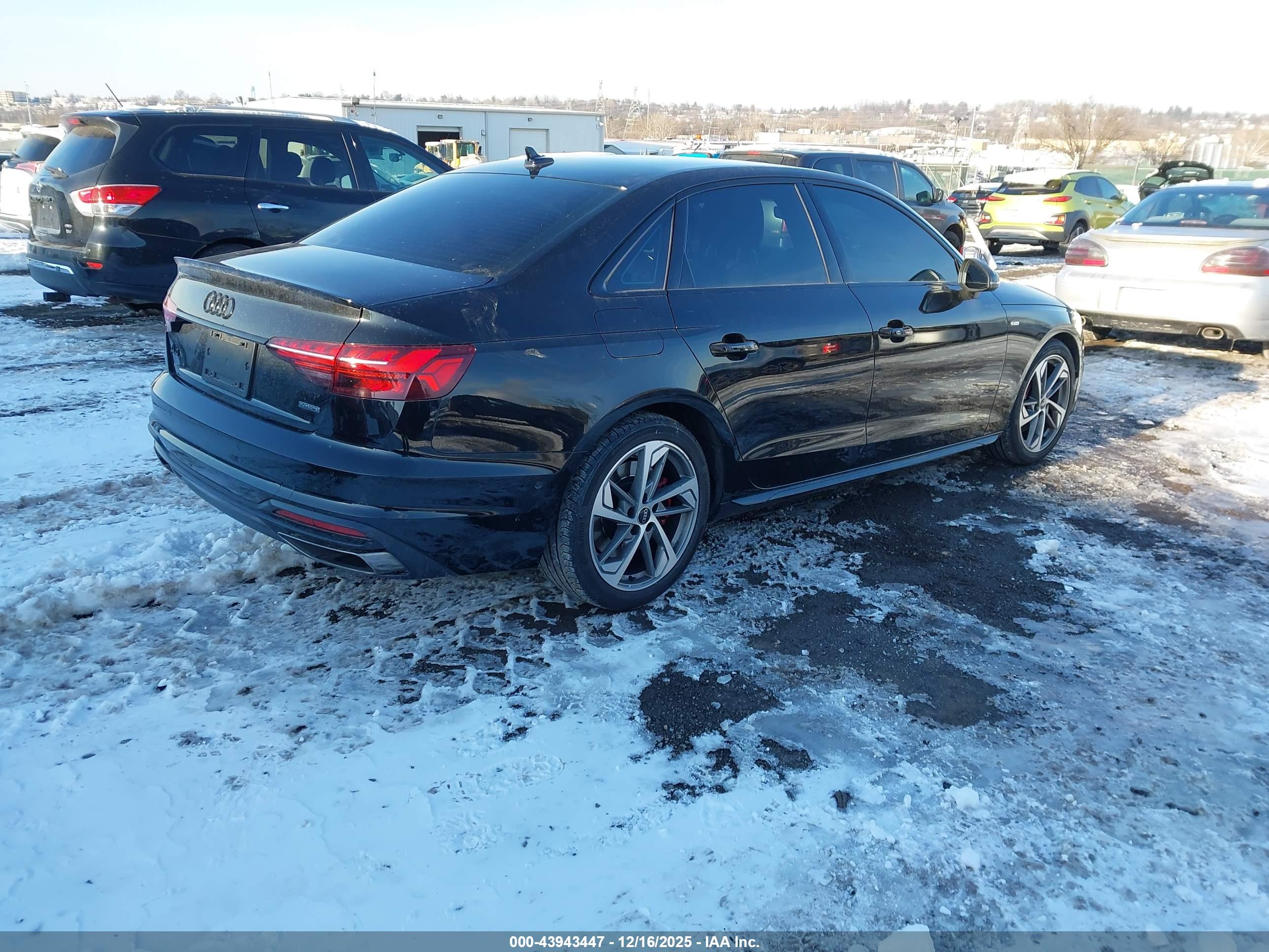 AUDI A4 image 4