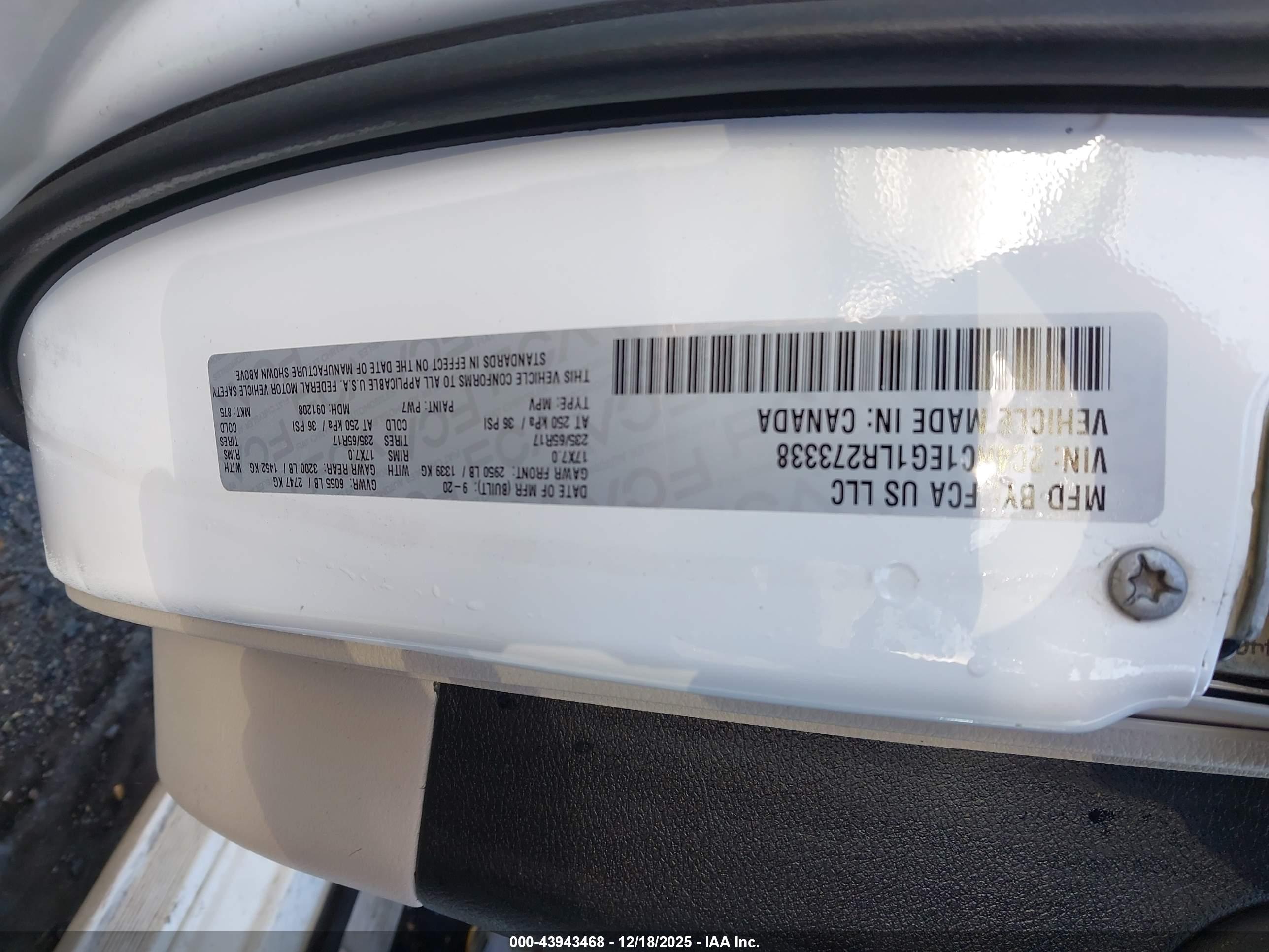 CHRYSLER PACIFICA image 9