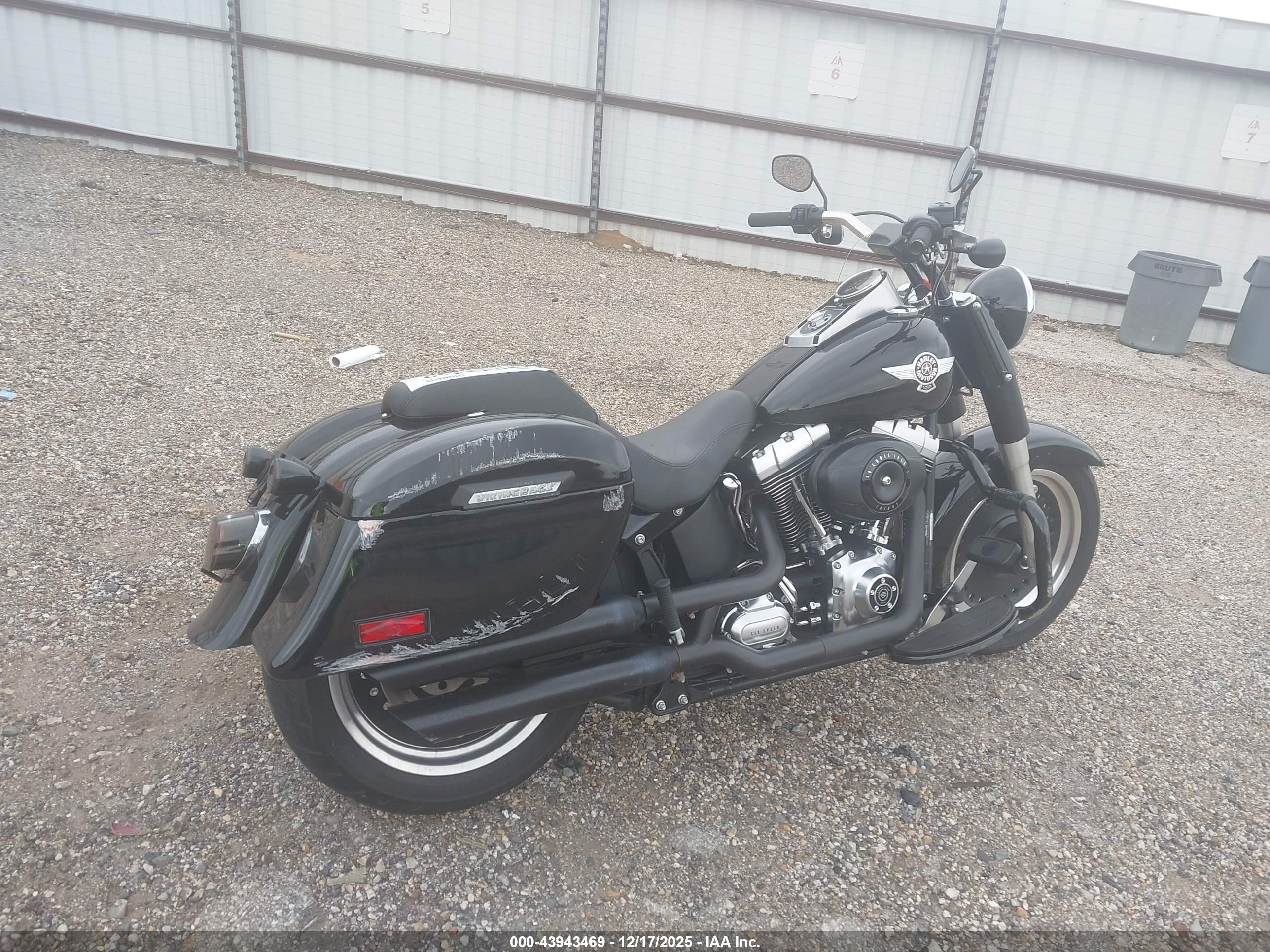 HARLEY-DAVIDSON FLSTFB image 4