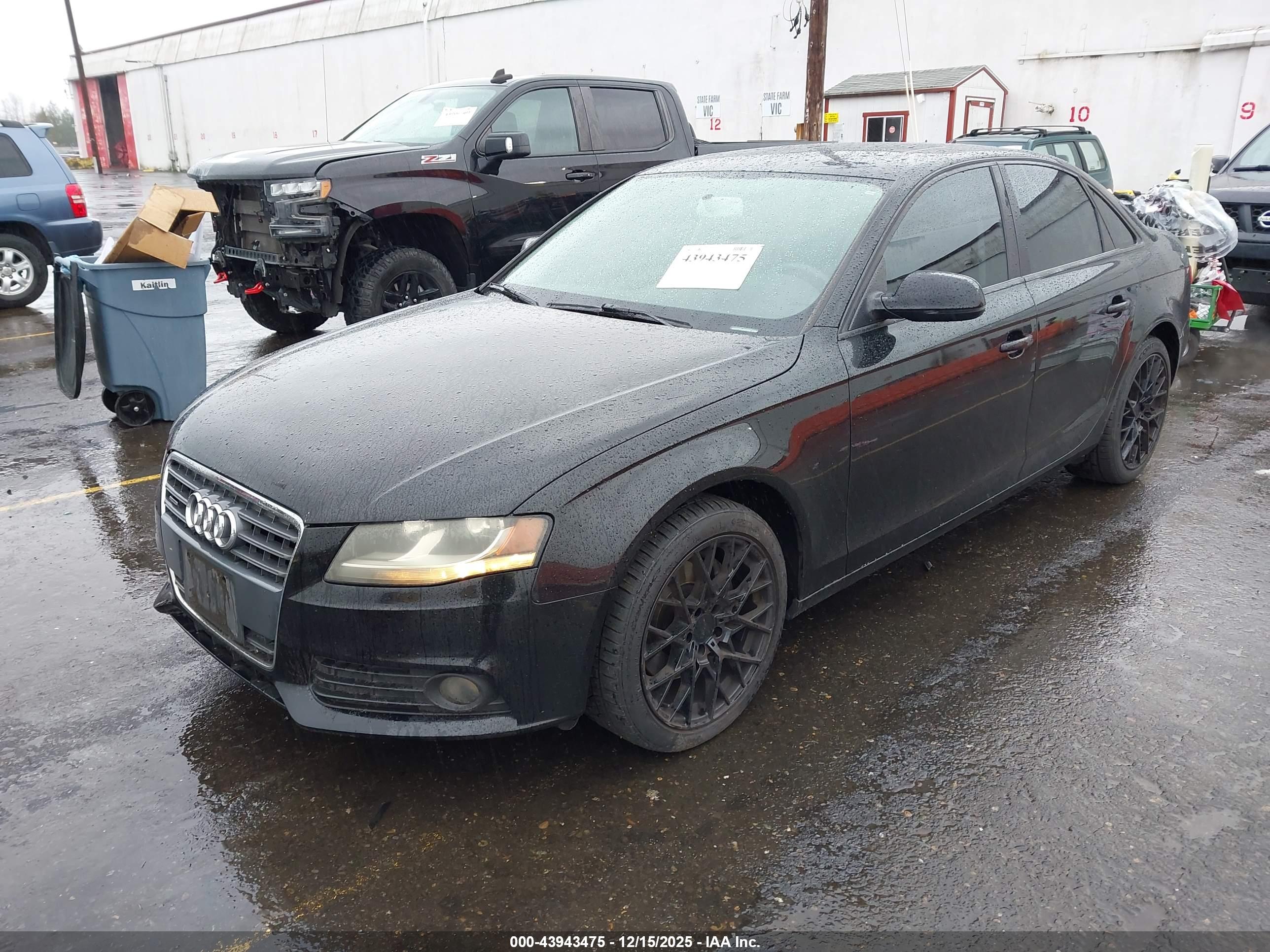 AUDI A4 image 2