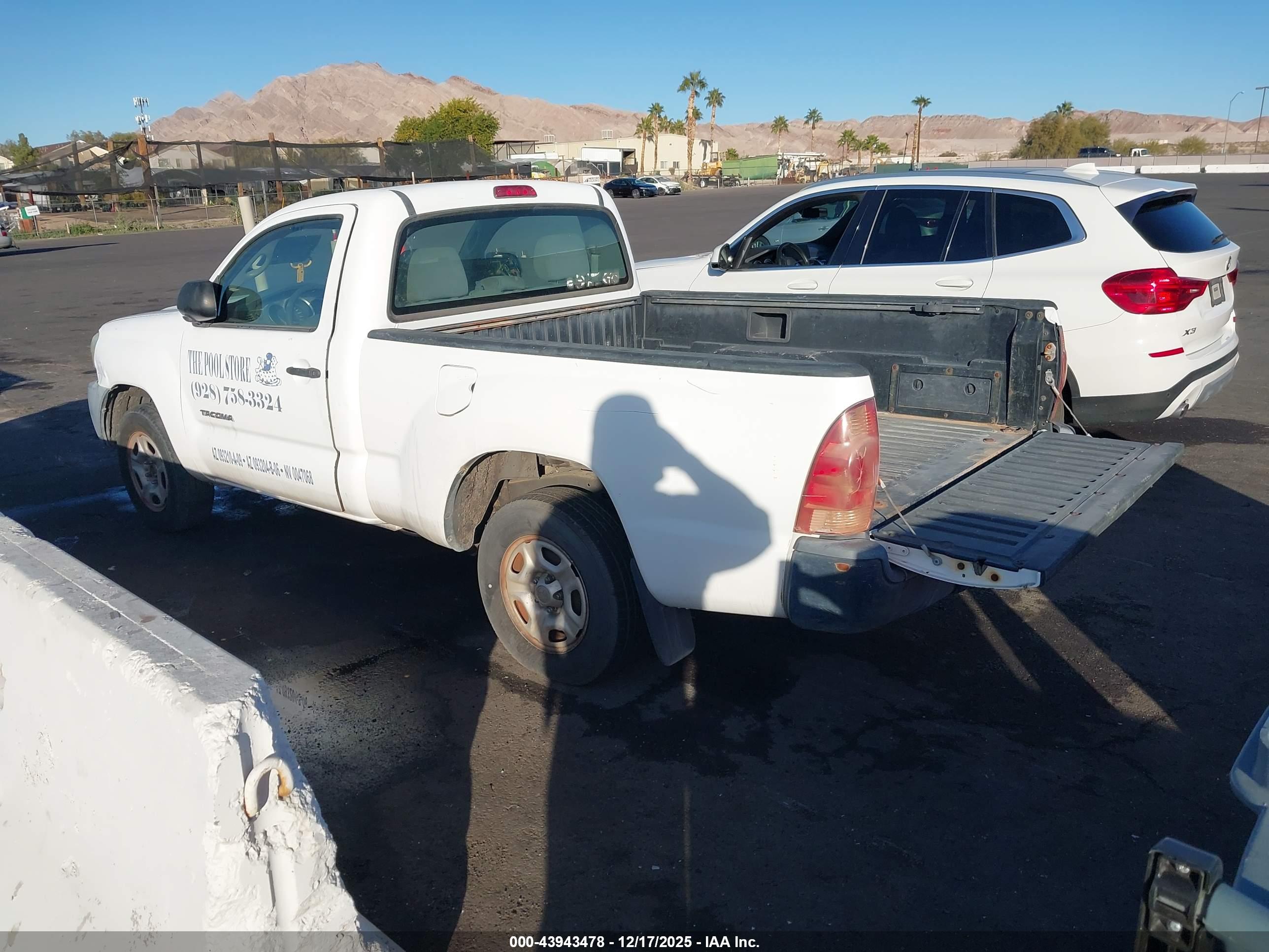 TOYOTA TACOMA image 3