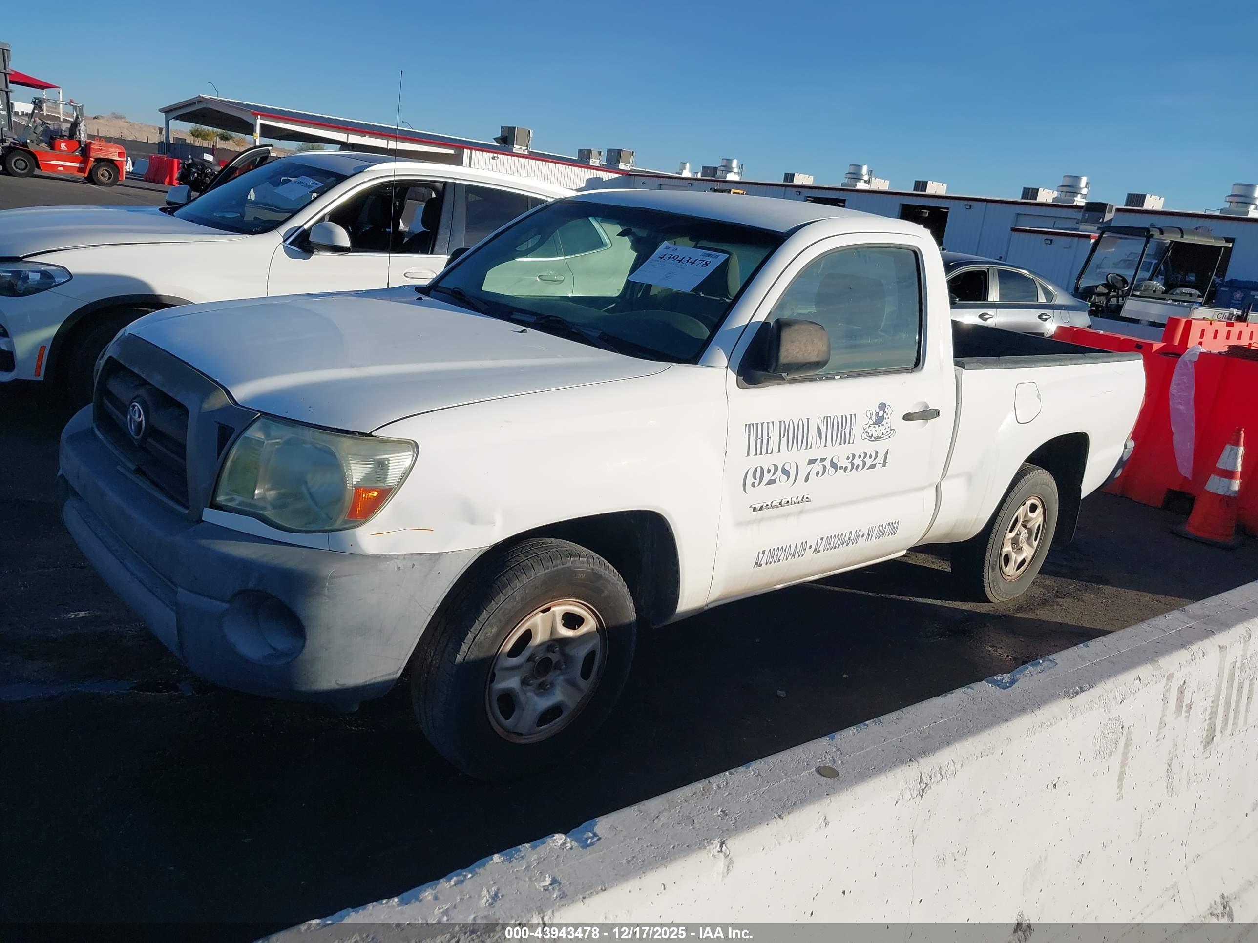 TOYOTA TACOMA image 6