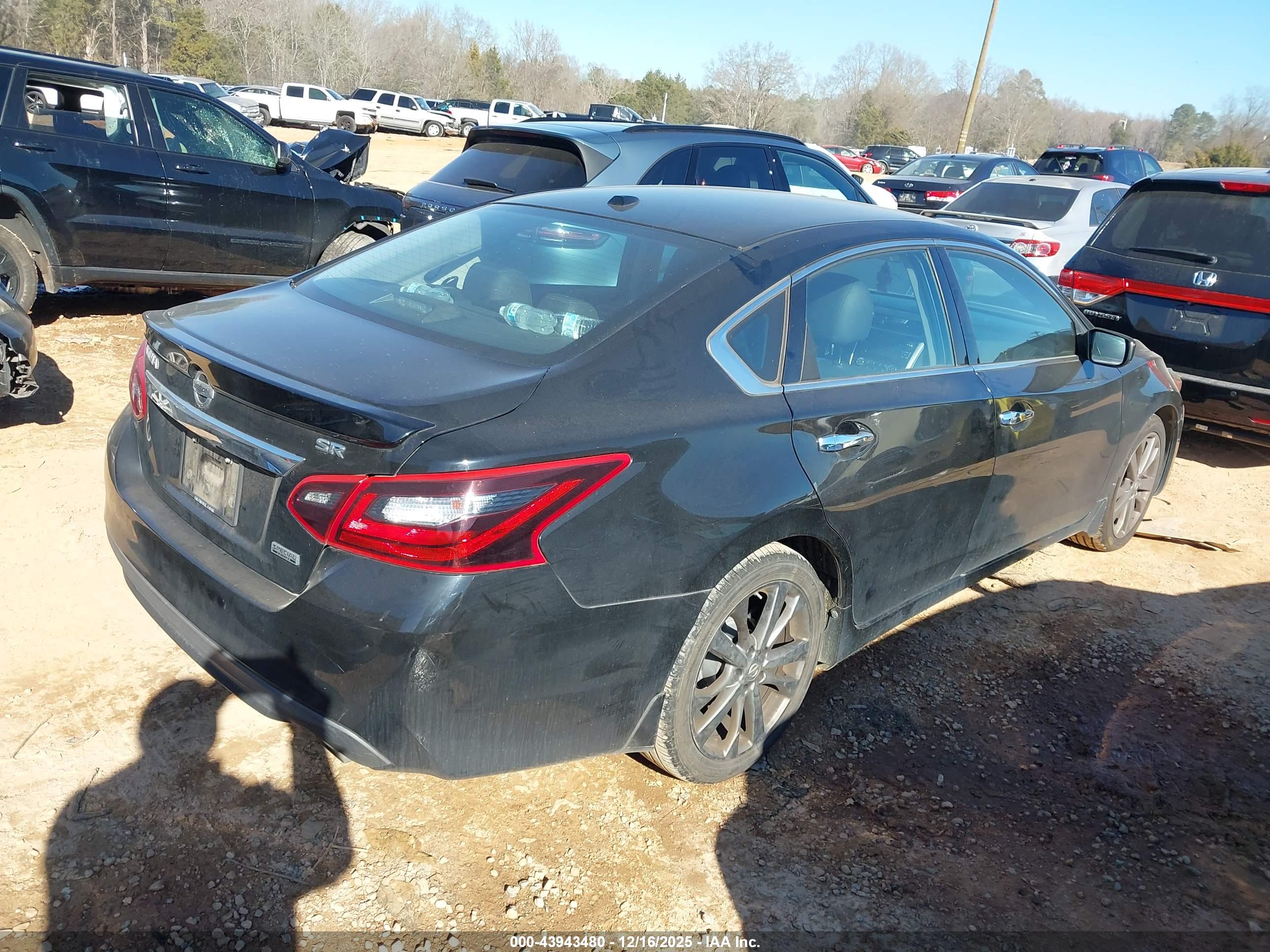 NISSAN ALTIMA image 4