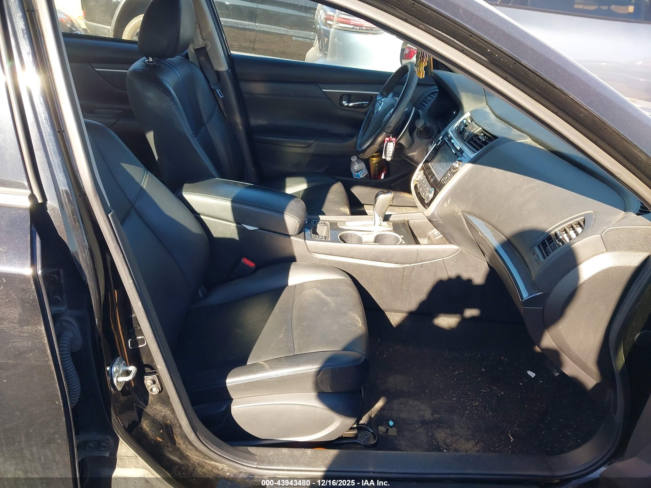 NISSAN ALTIMA image 5