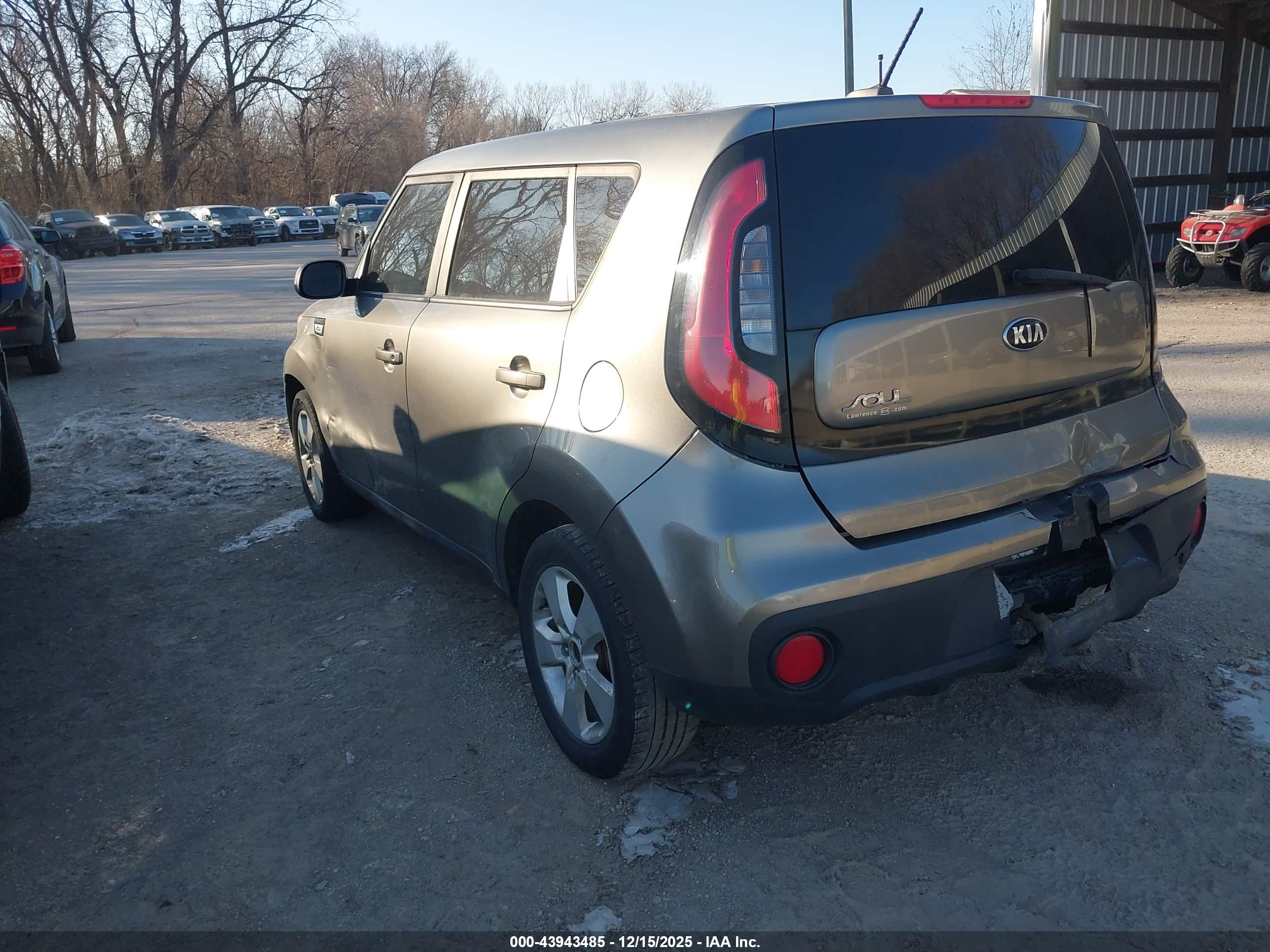 KIA SOUL image 3
