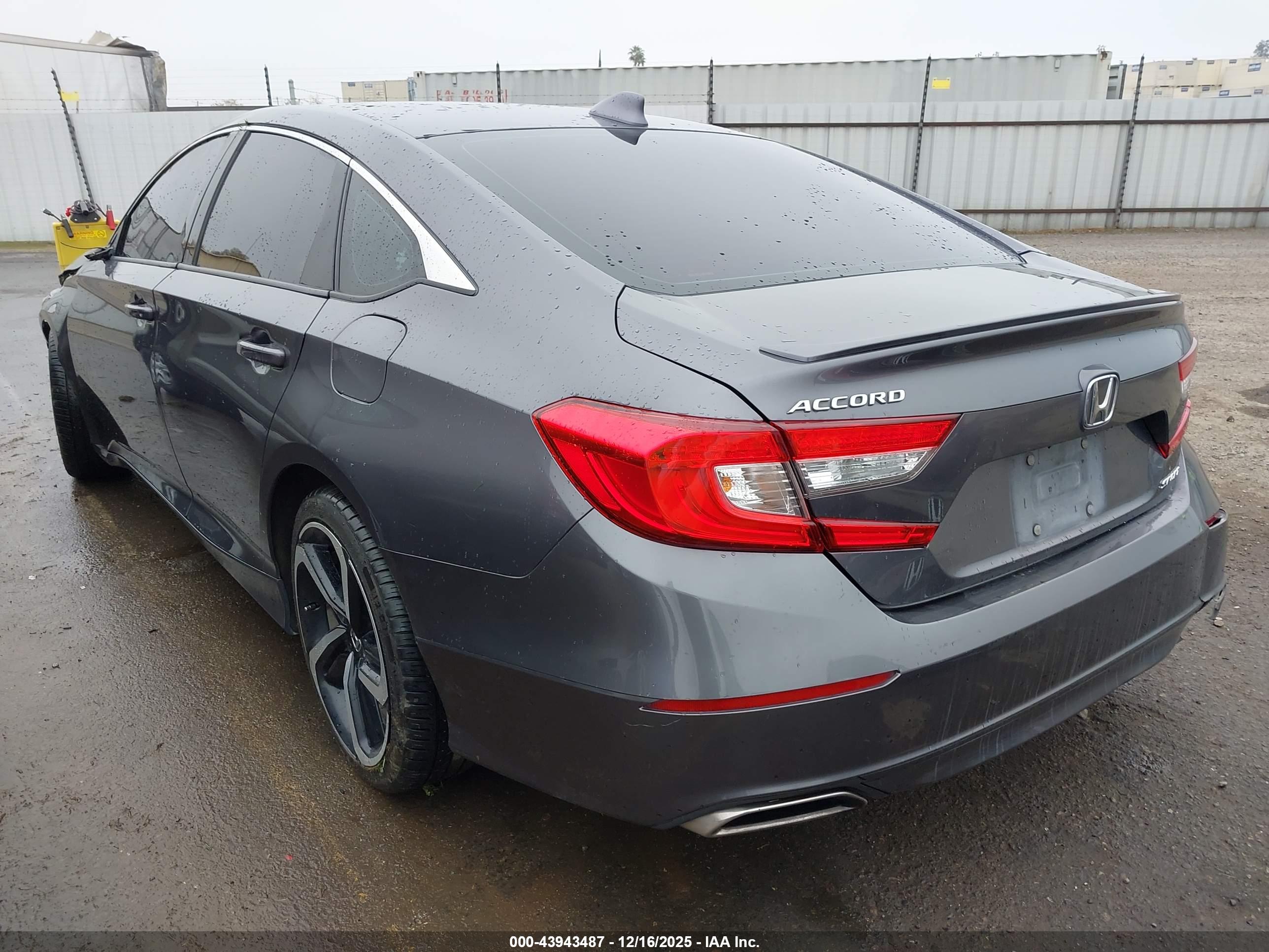 HONDA ACCORD image 3