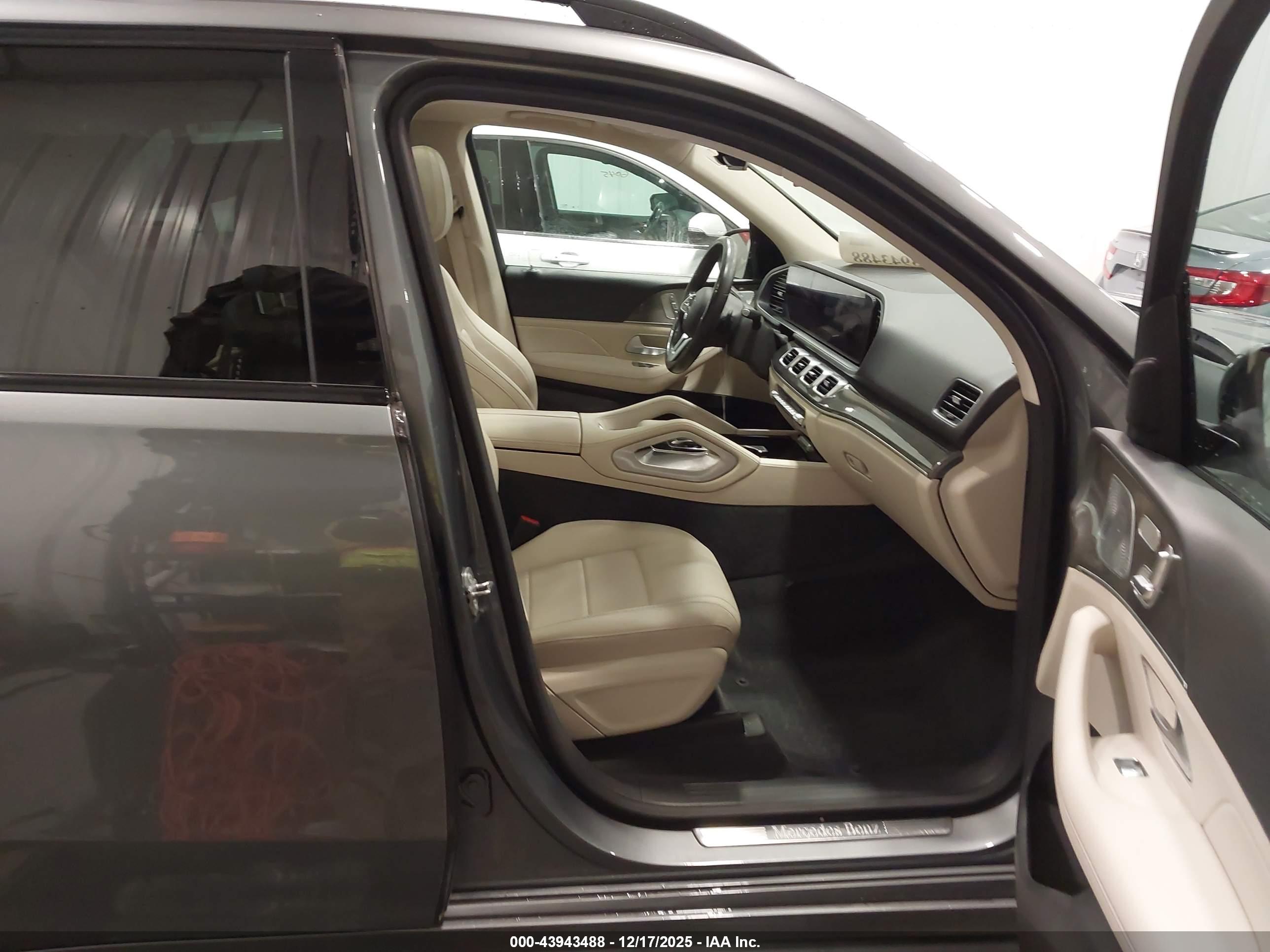 MERCEDES-BENZ GLE image 5