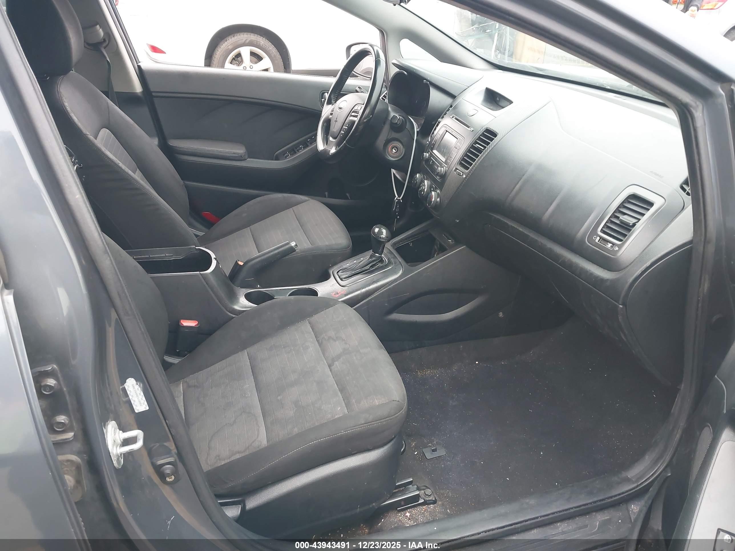KIA FORTE image 5