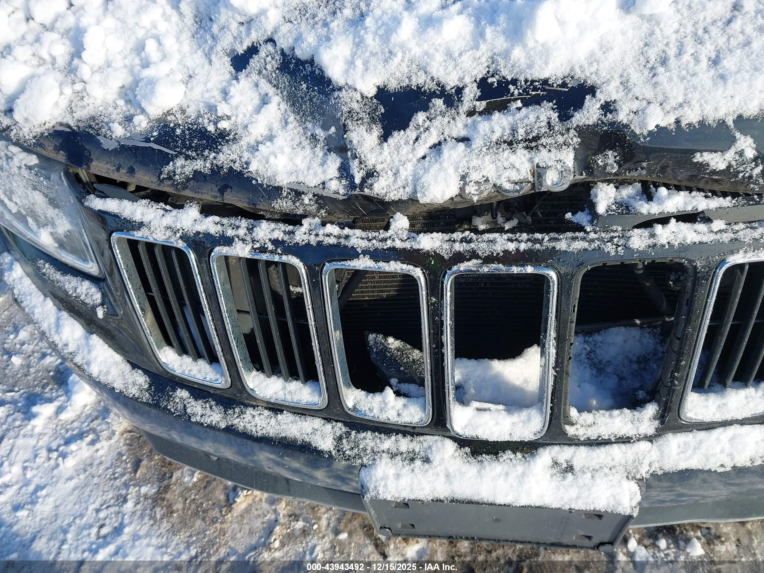 JEEP GRAND image 6