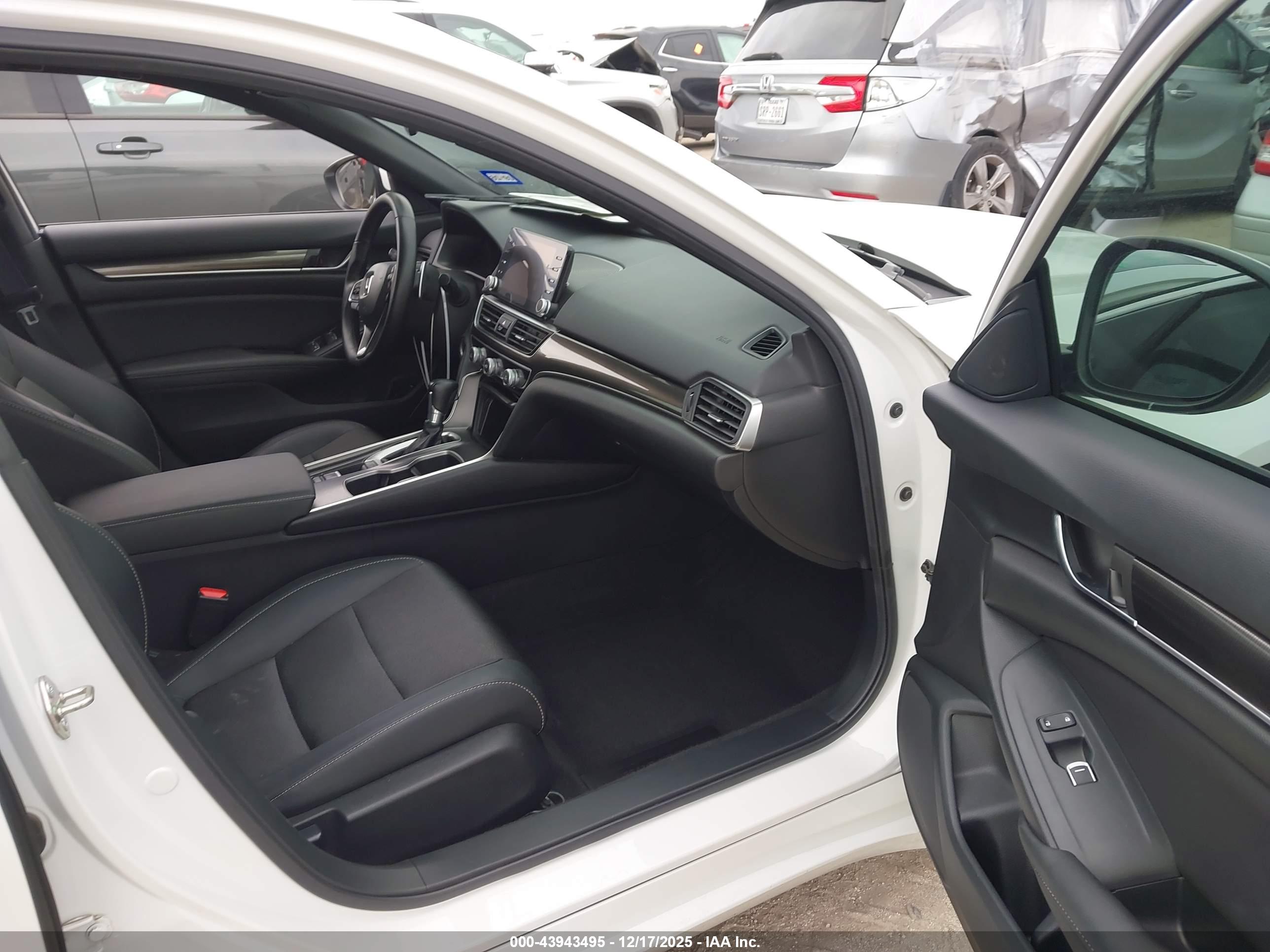HONDA ACCORD image 5