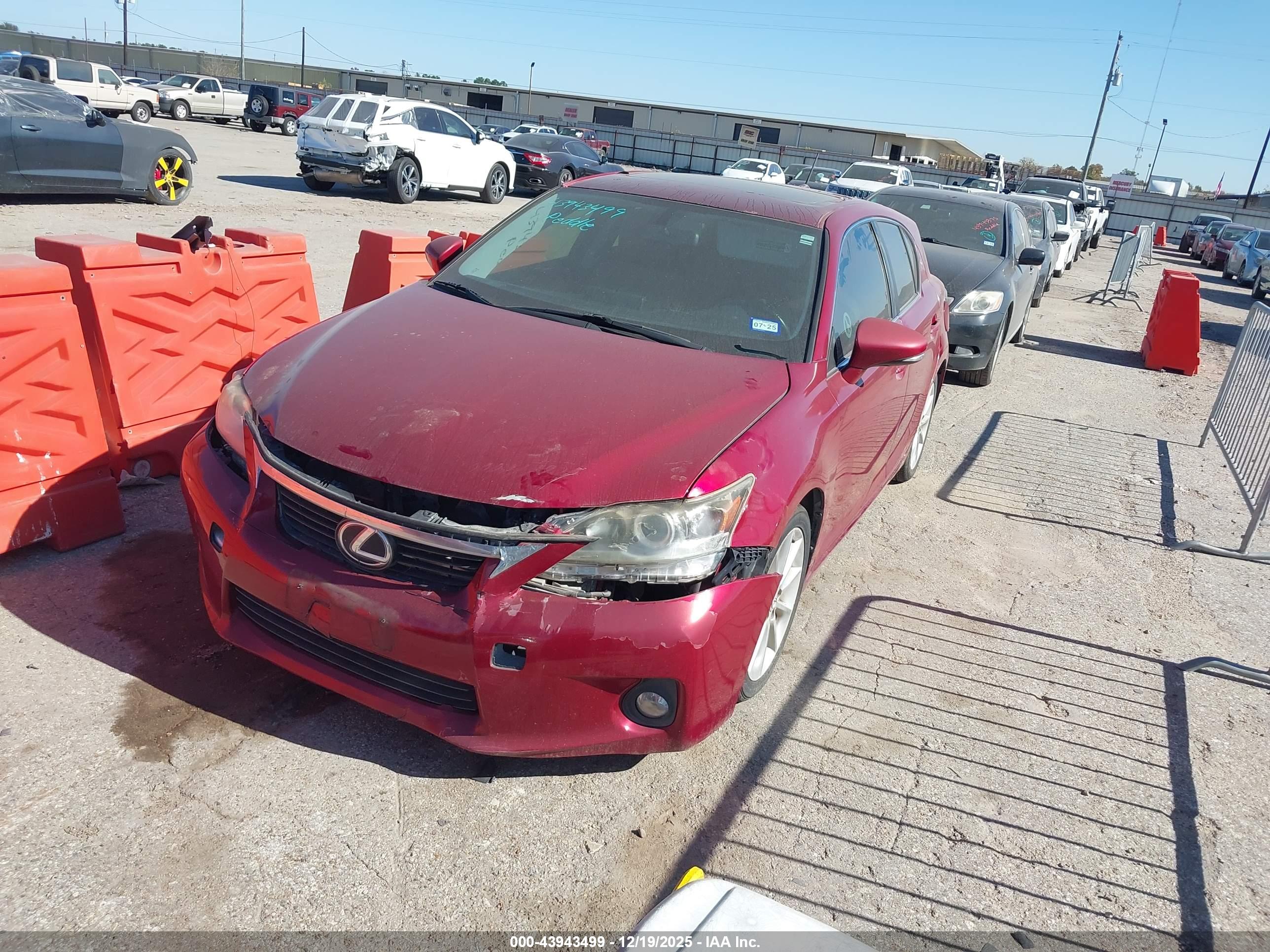 LEXUS CT image 2