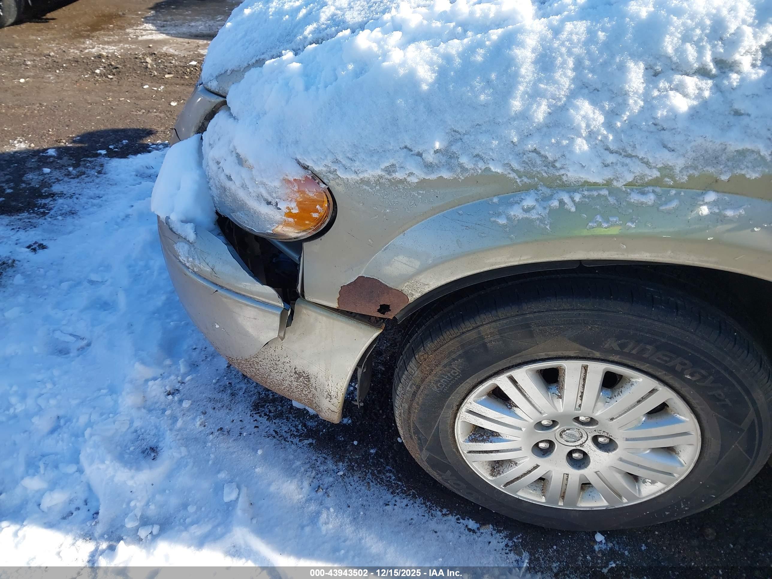 CHRYSLER TOWN image 6