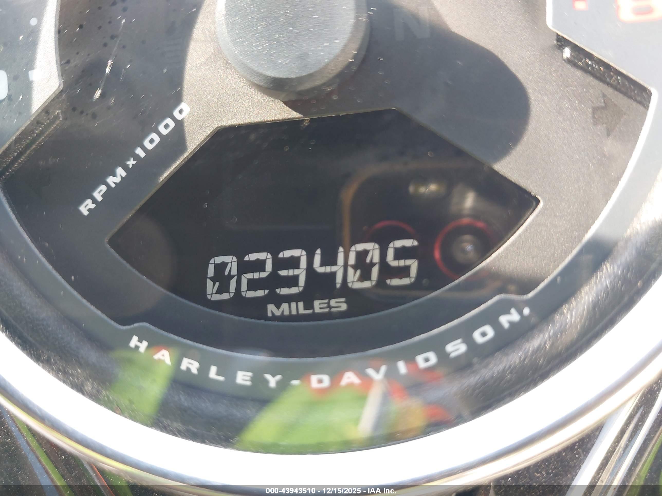 HARLEY-DAVIDSON FXFB image 7