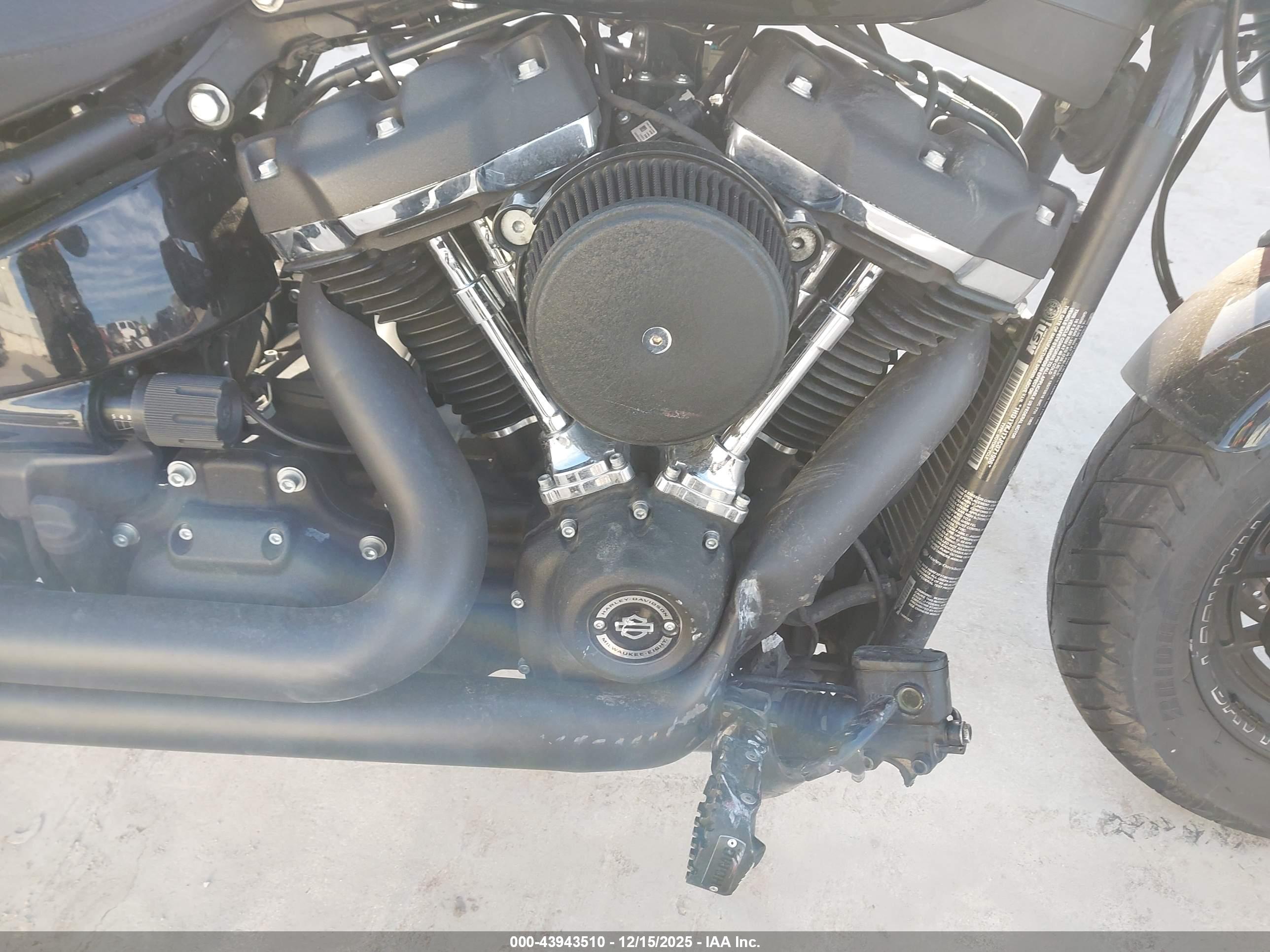 HARLEY-DAVIDSON FXFB image 8