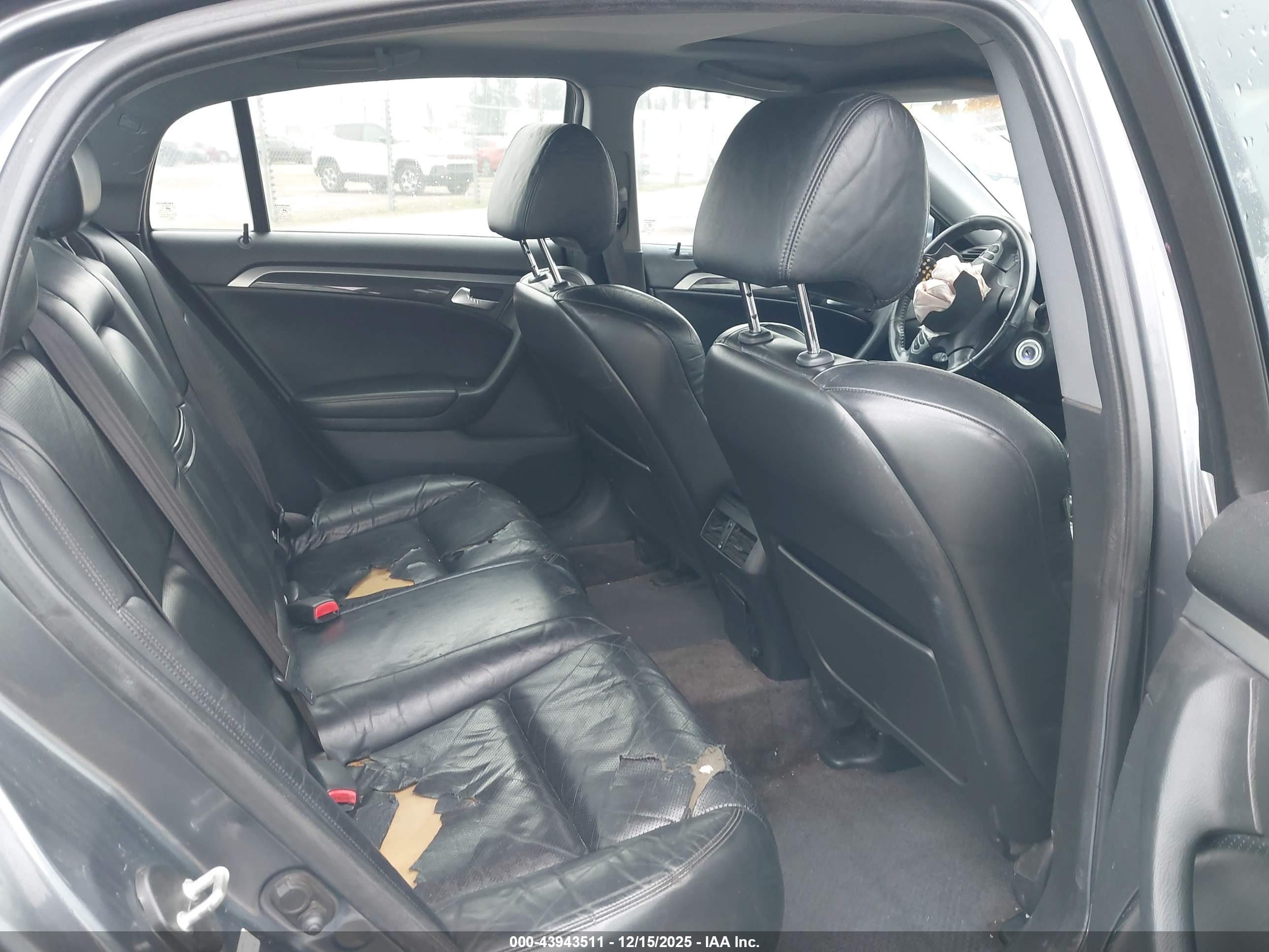 ACURA TL image 8