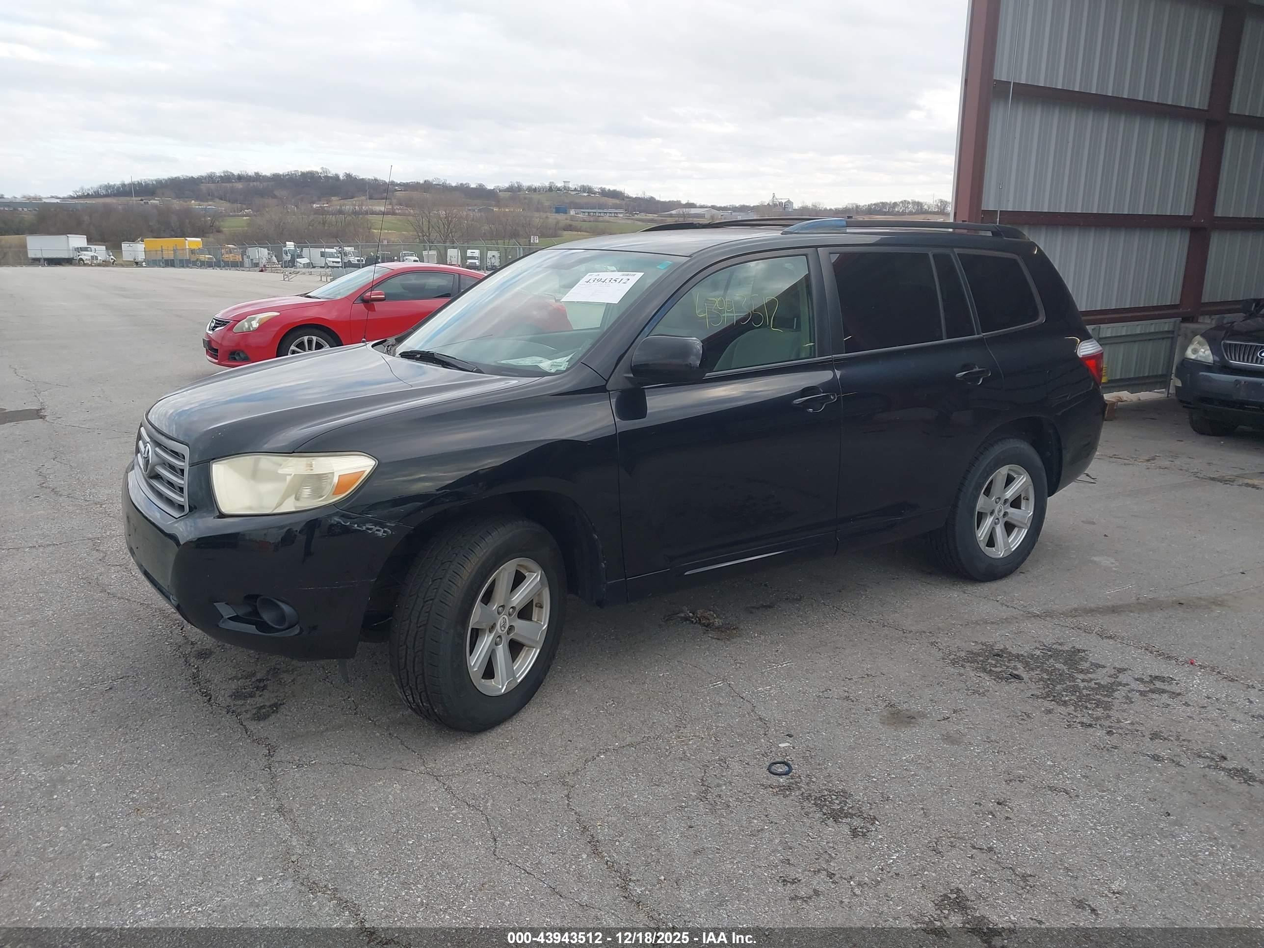 TOYOTA HIGHLANDER image 2