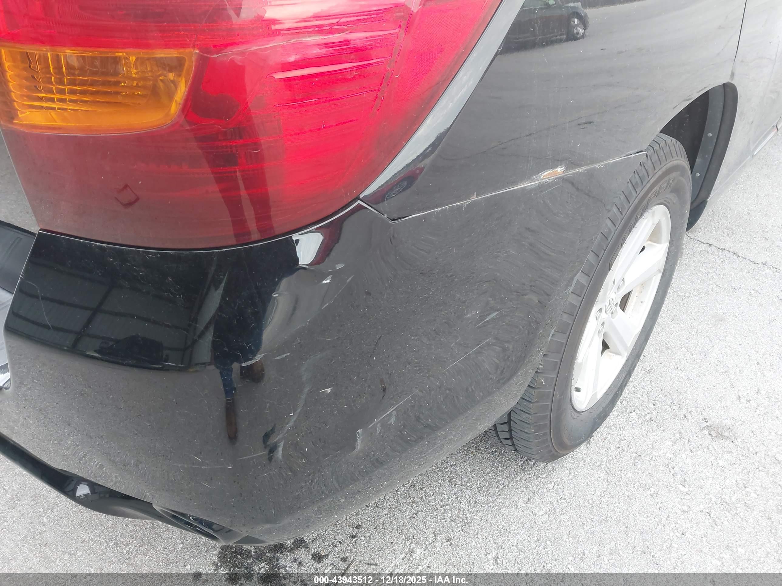 TOYOTA HIGHLANDER image 6