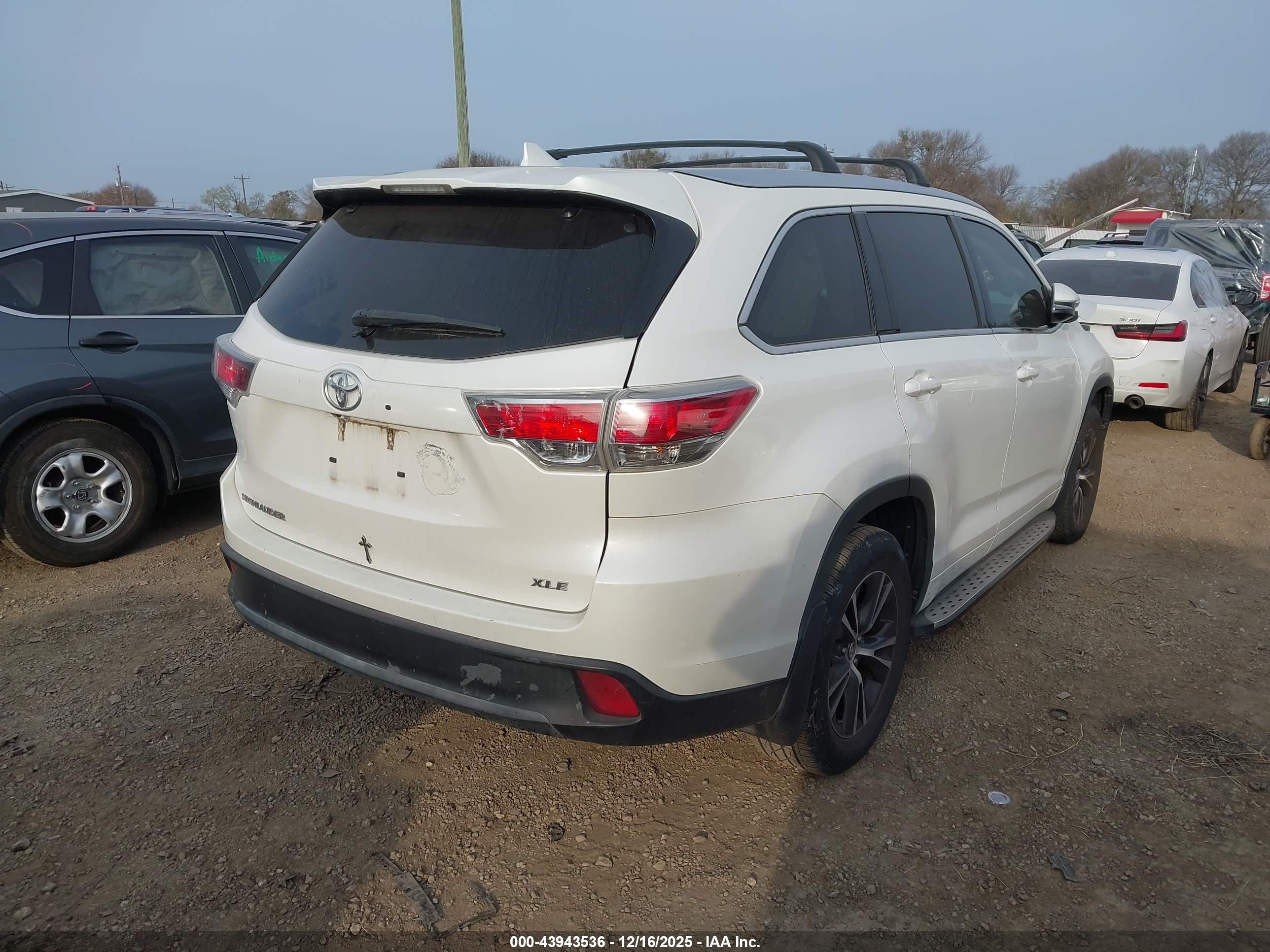 TOYOTA HIGHLANDER image 4