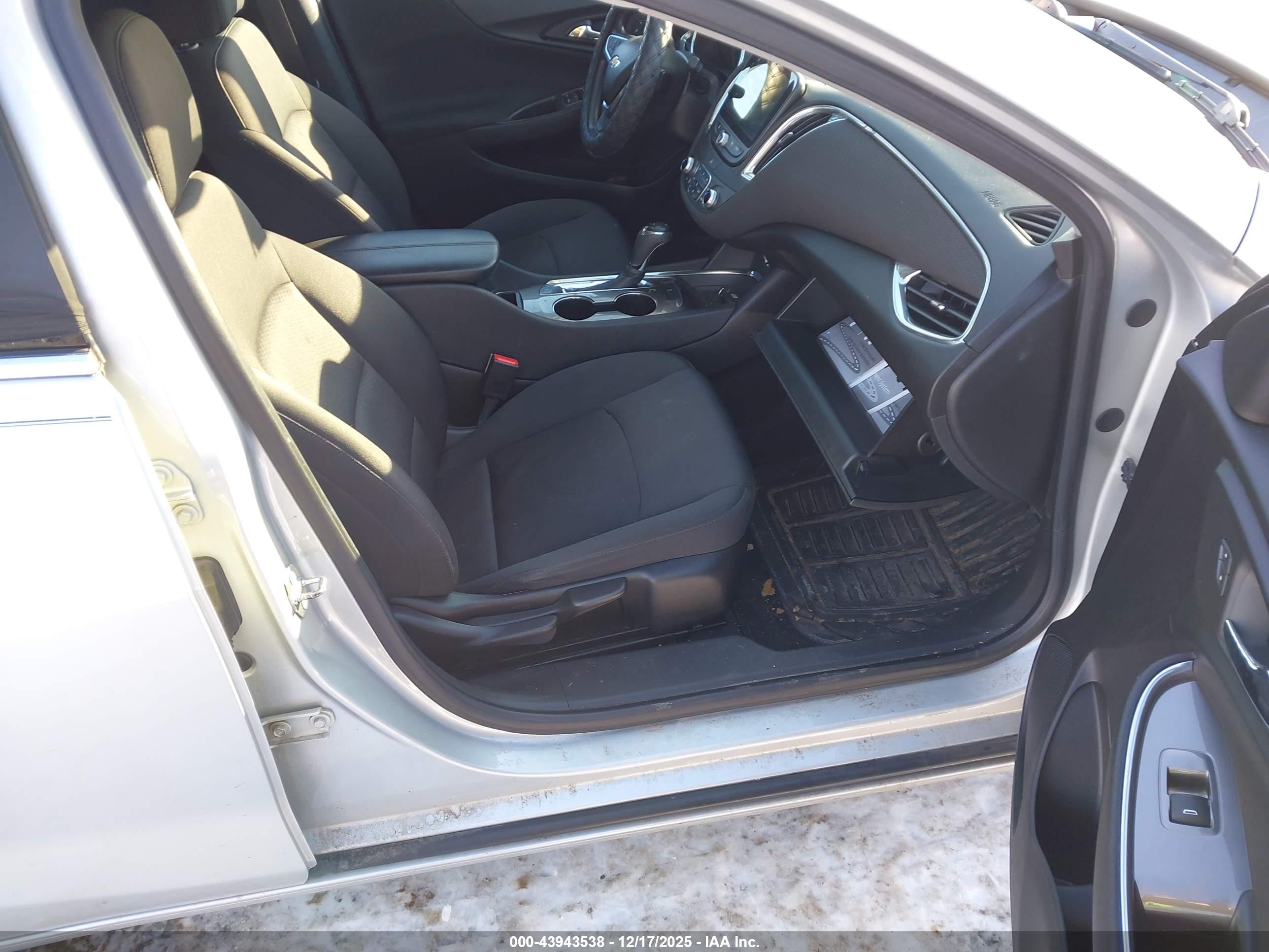 CHEVROLET MALIBU image 5