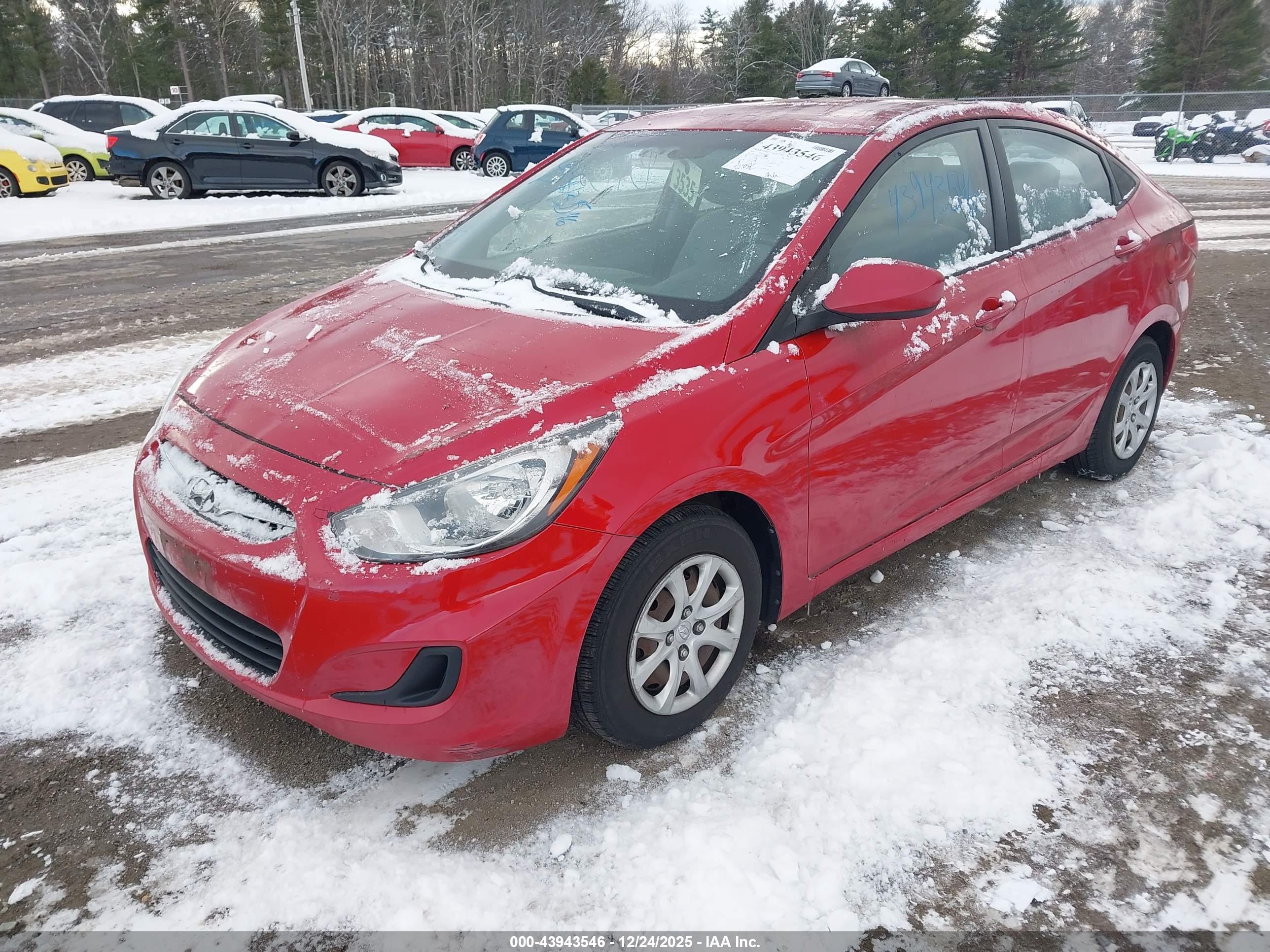 HYUNDAI ACCENT image 2