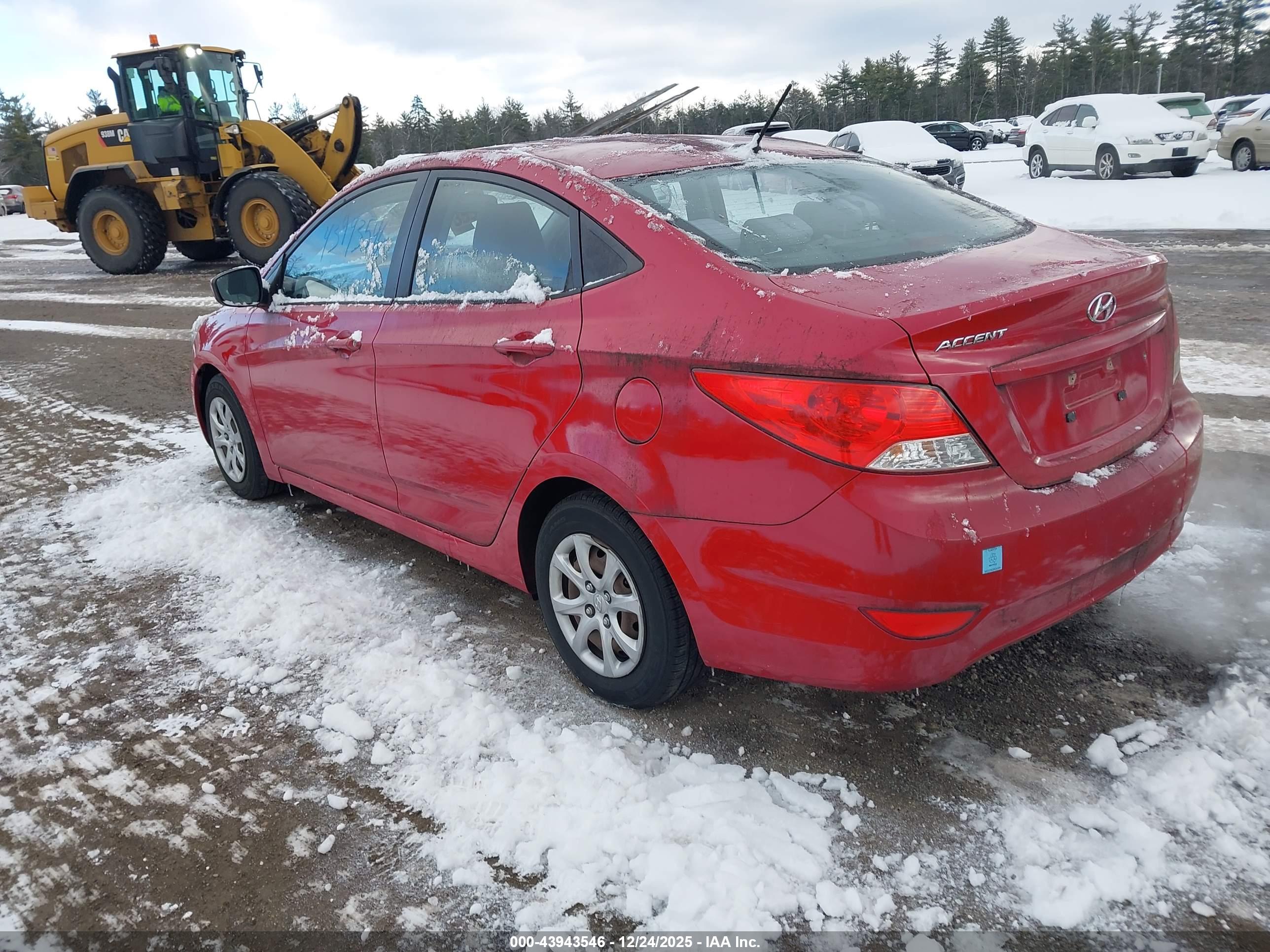 HYUNDAI ACCENT image 3