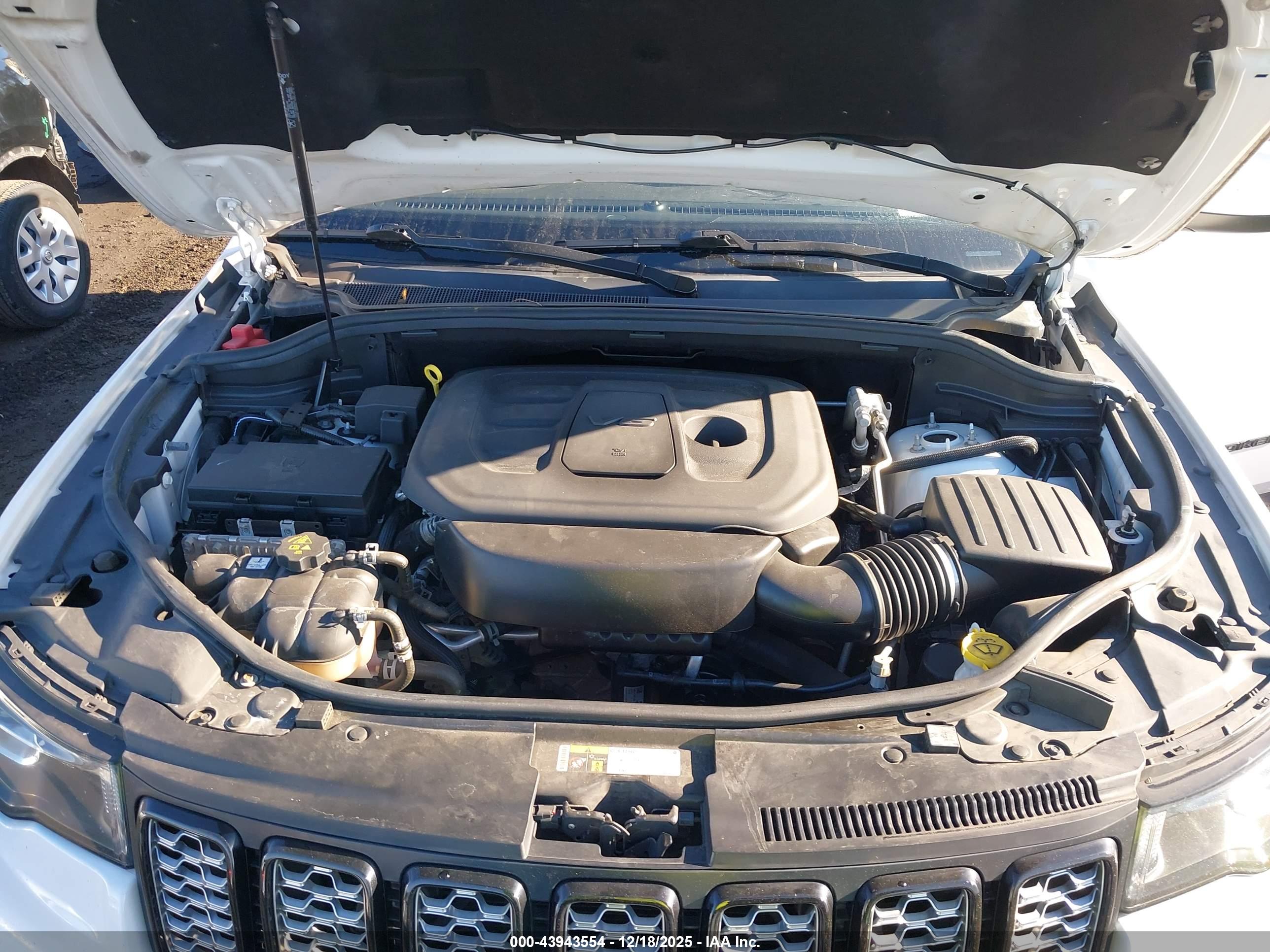 JEEP GRAND image 10