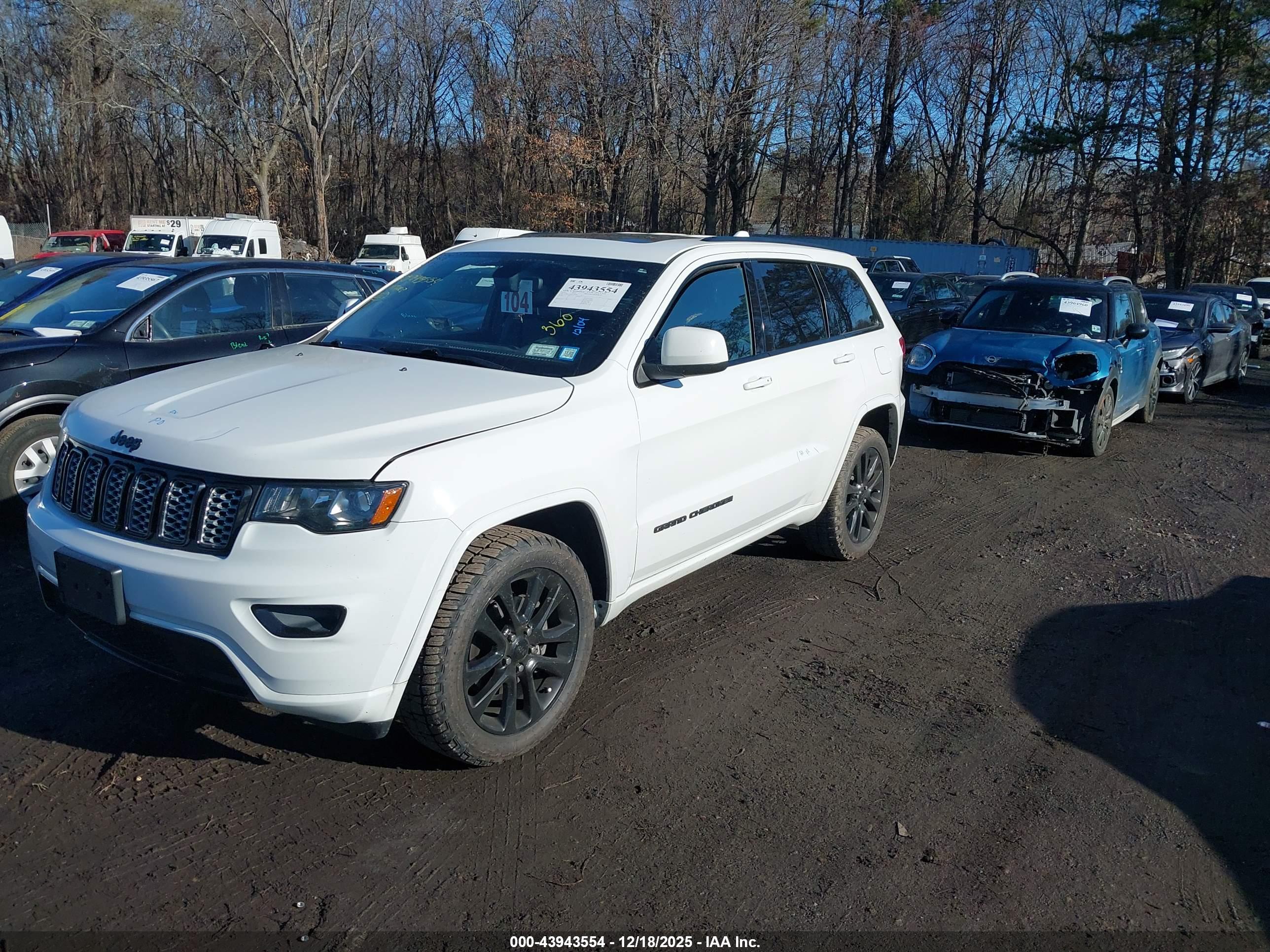 JEEP GRAND image 2