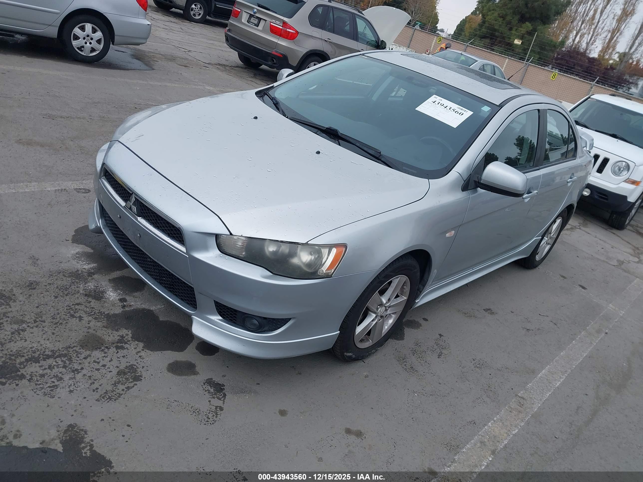 MITSUBISHI LANCER image 2