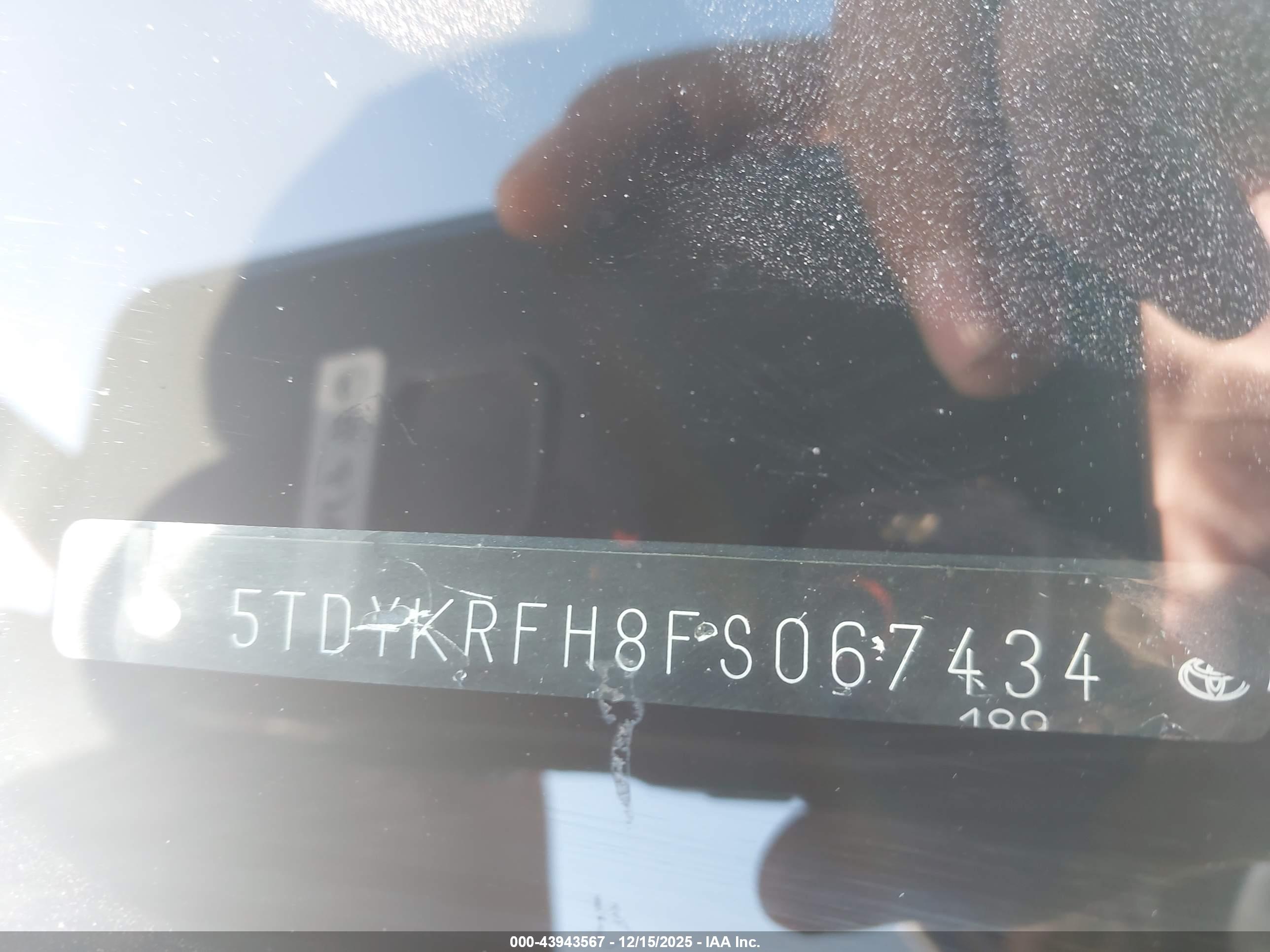 TOYOTA HIGHLANDER image 9