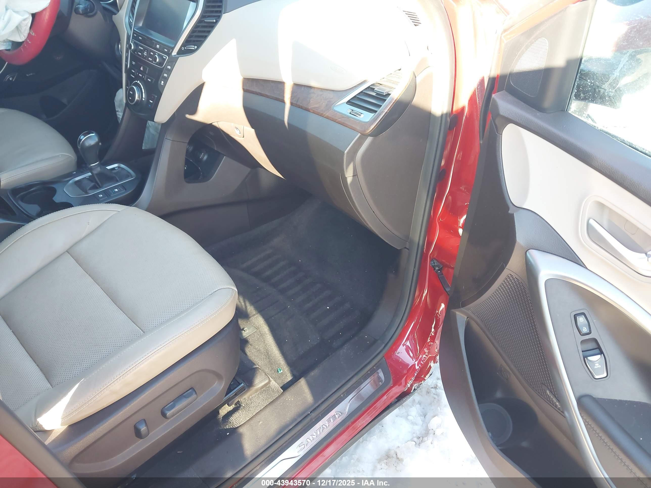 HYUNDAI SANTA image 5