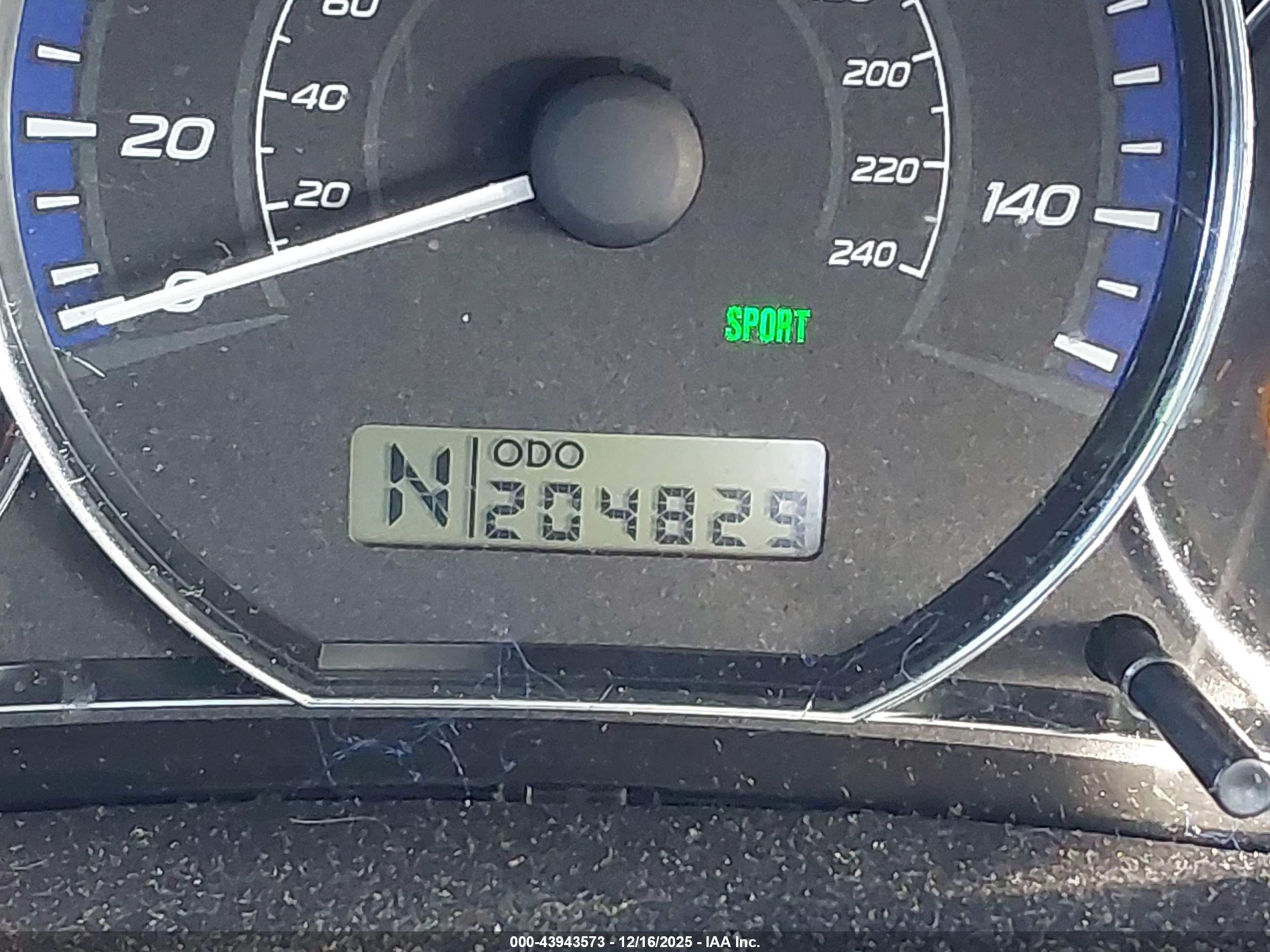SUBARU FORESTER image 7