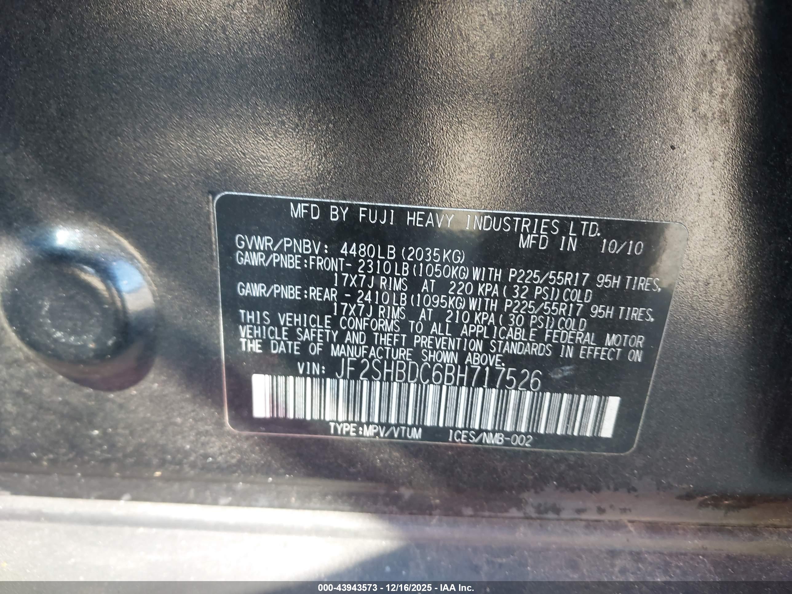 SUBARU FORESTER image 9