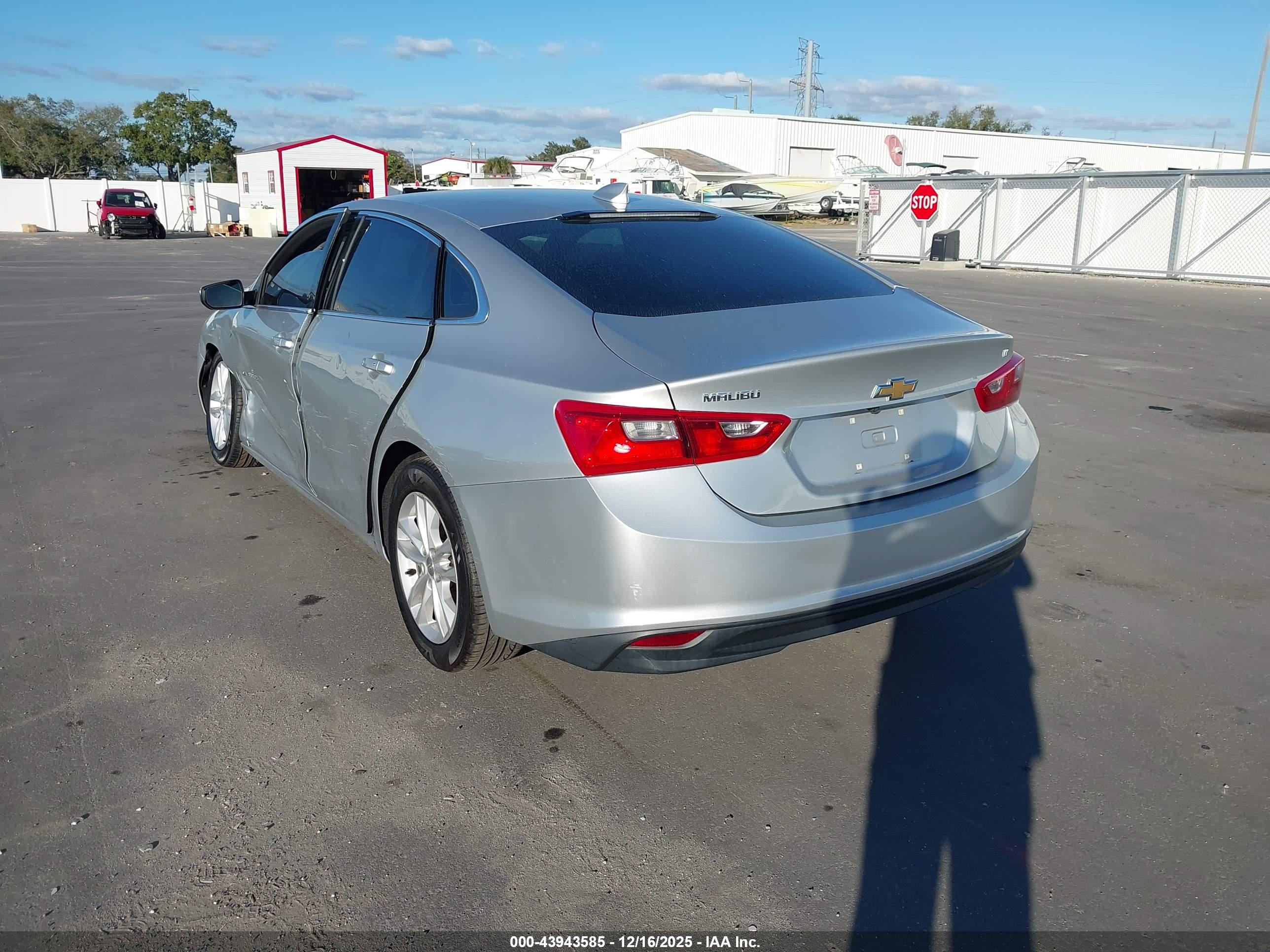 CHEVROLET MALIBU image 3