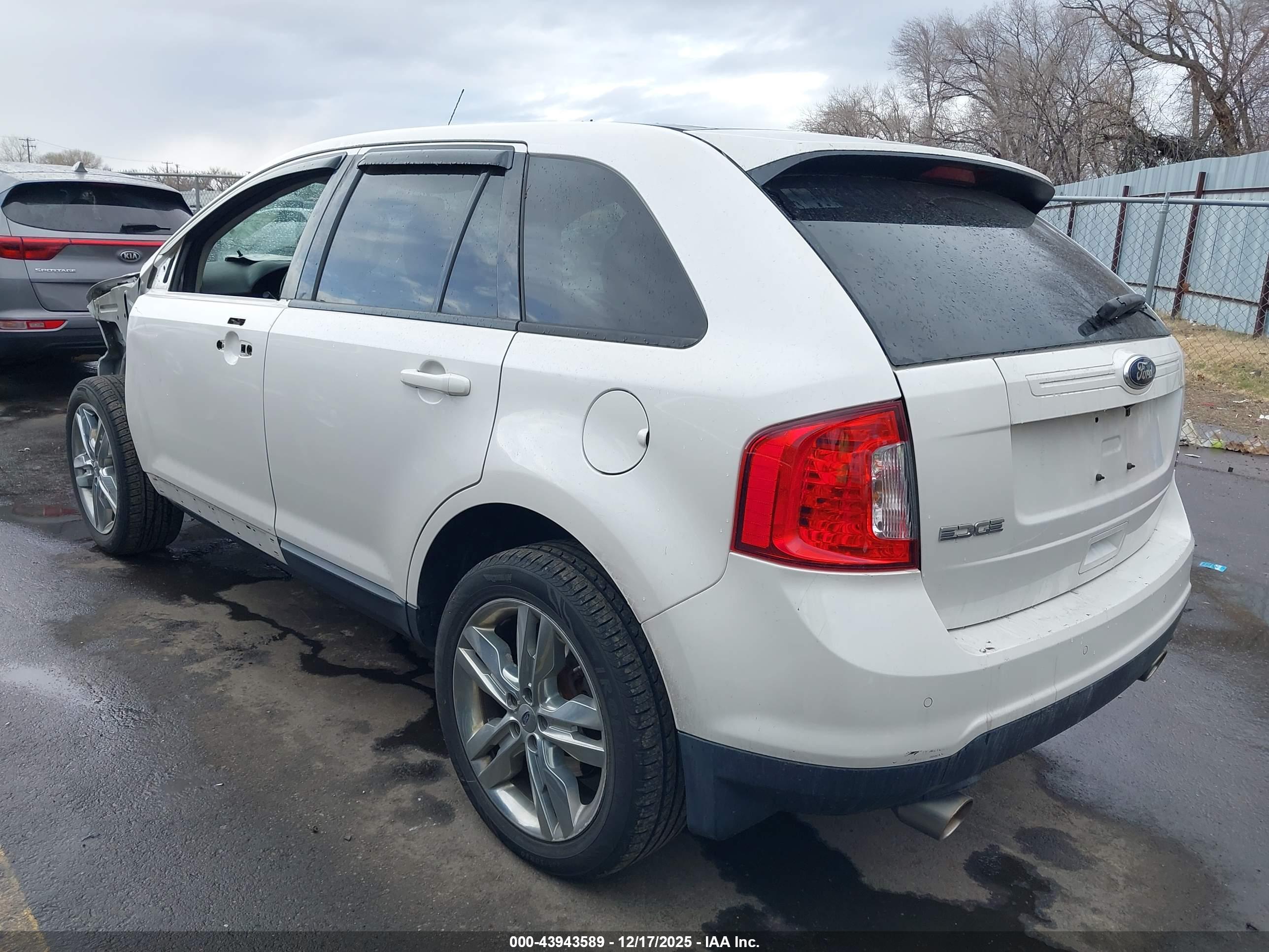 FORD EDGE image 3