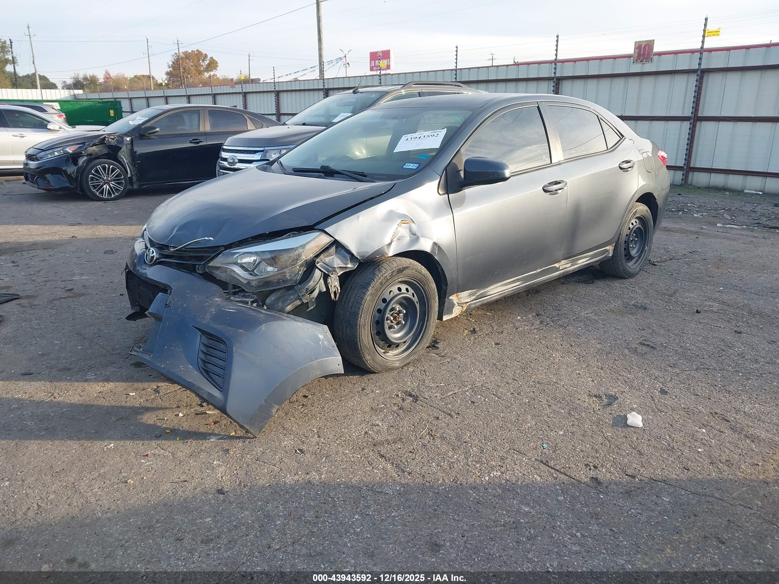TOYOTA COROLLA image 2