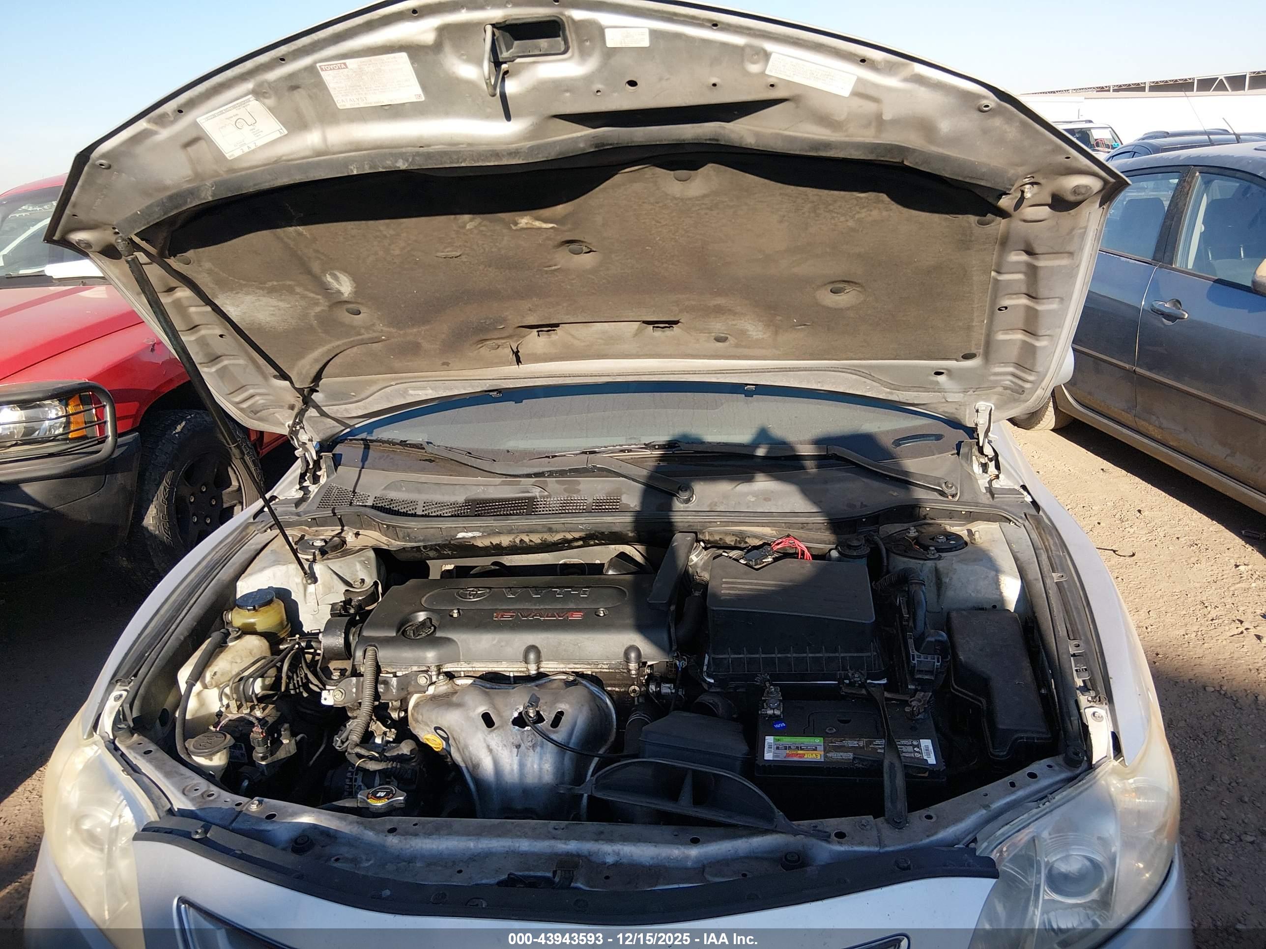 TOYOTA CAMRY image 10