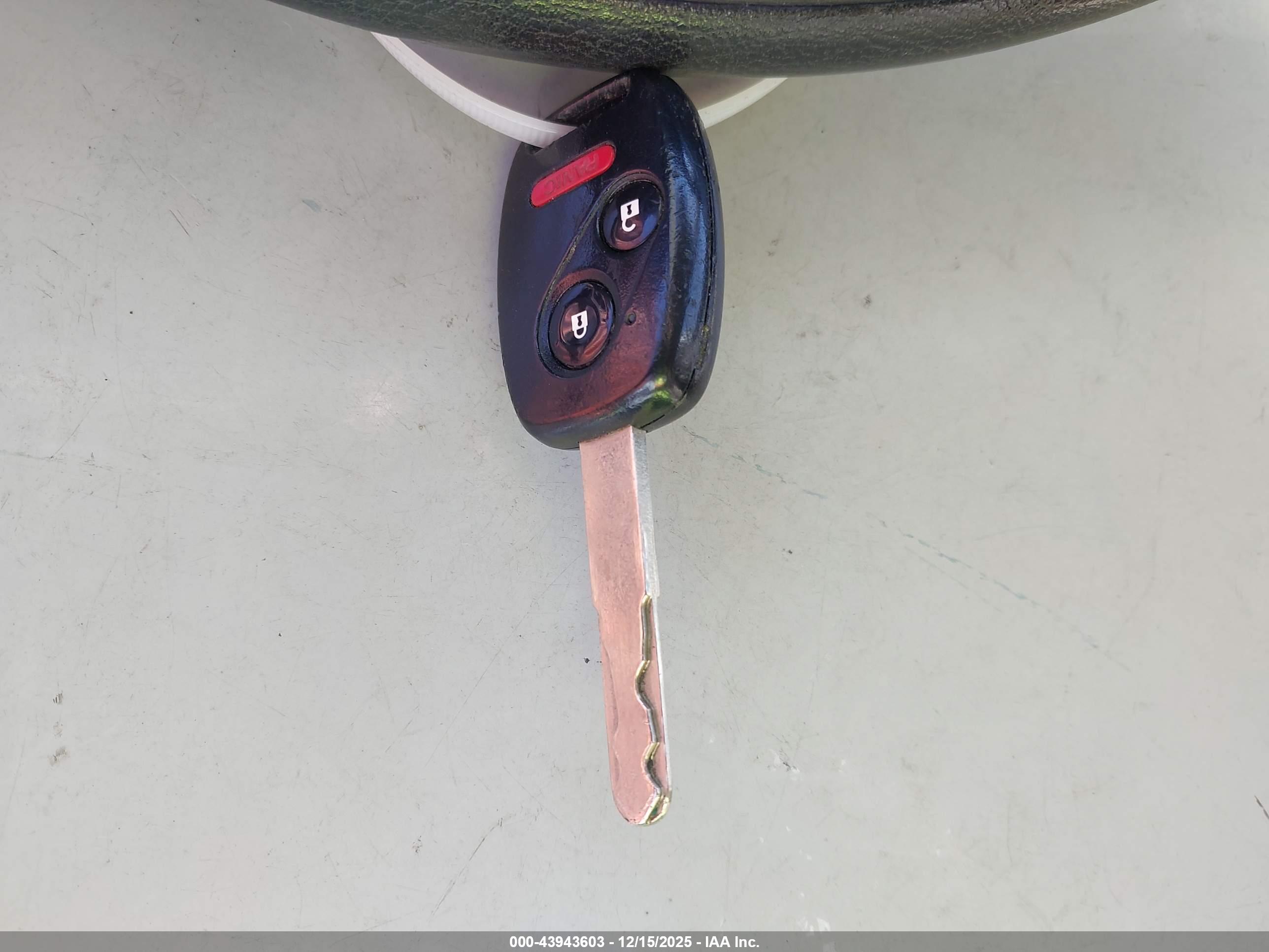 HONDA CR-V image 11