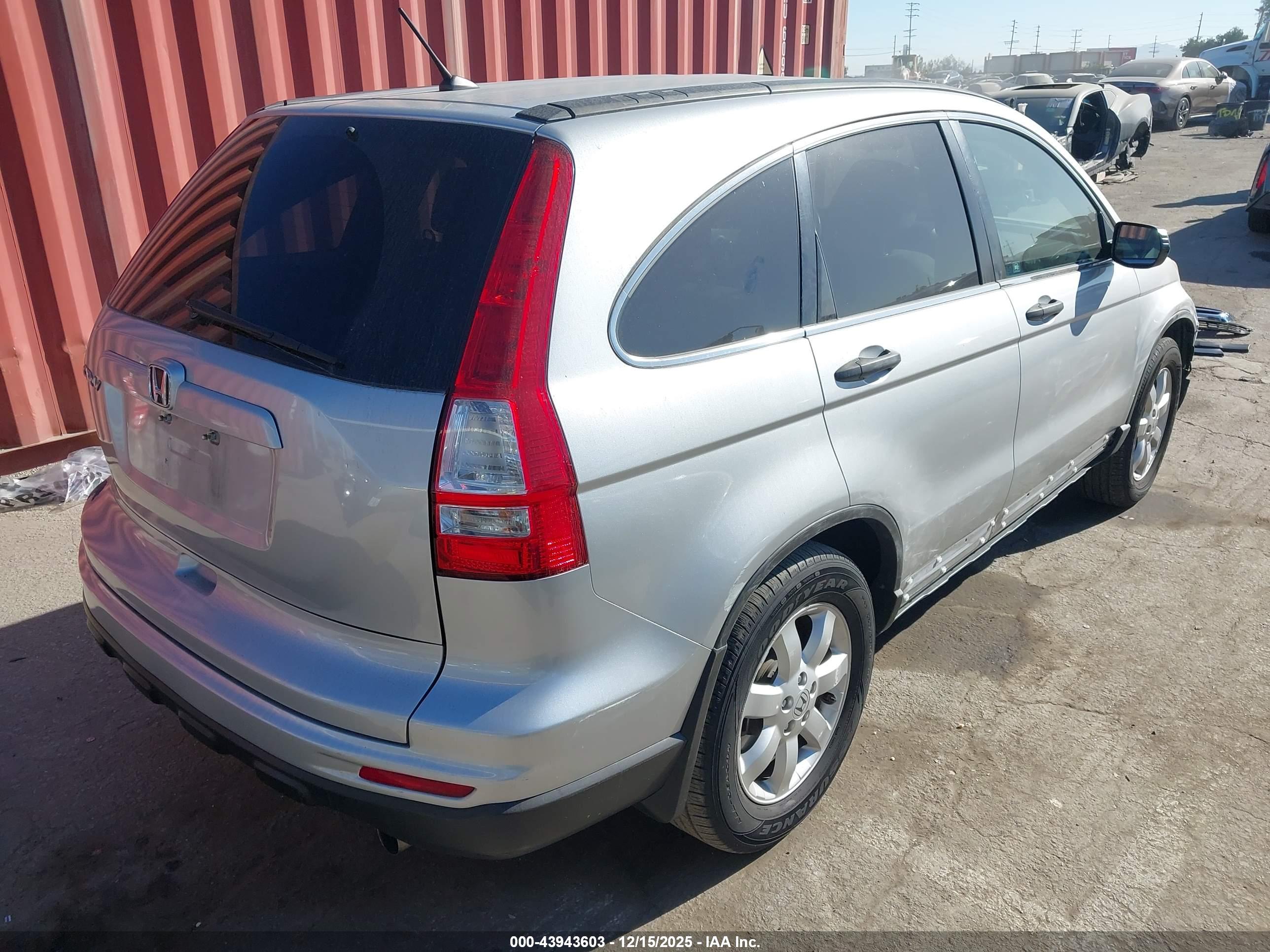 HONDA CR-V image 4