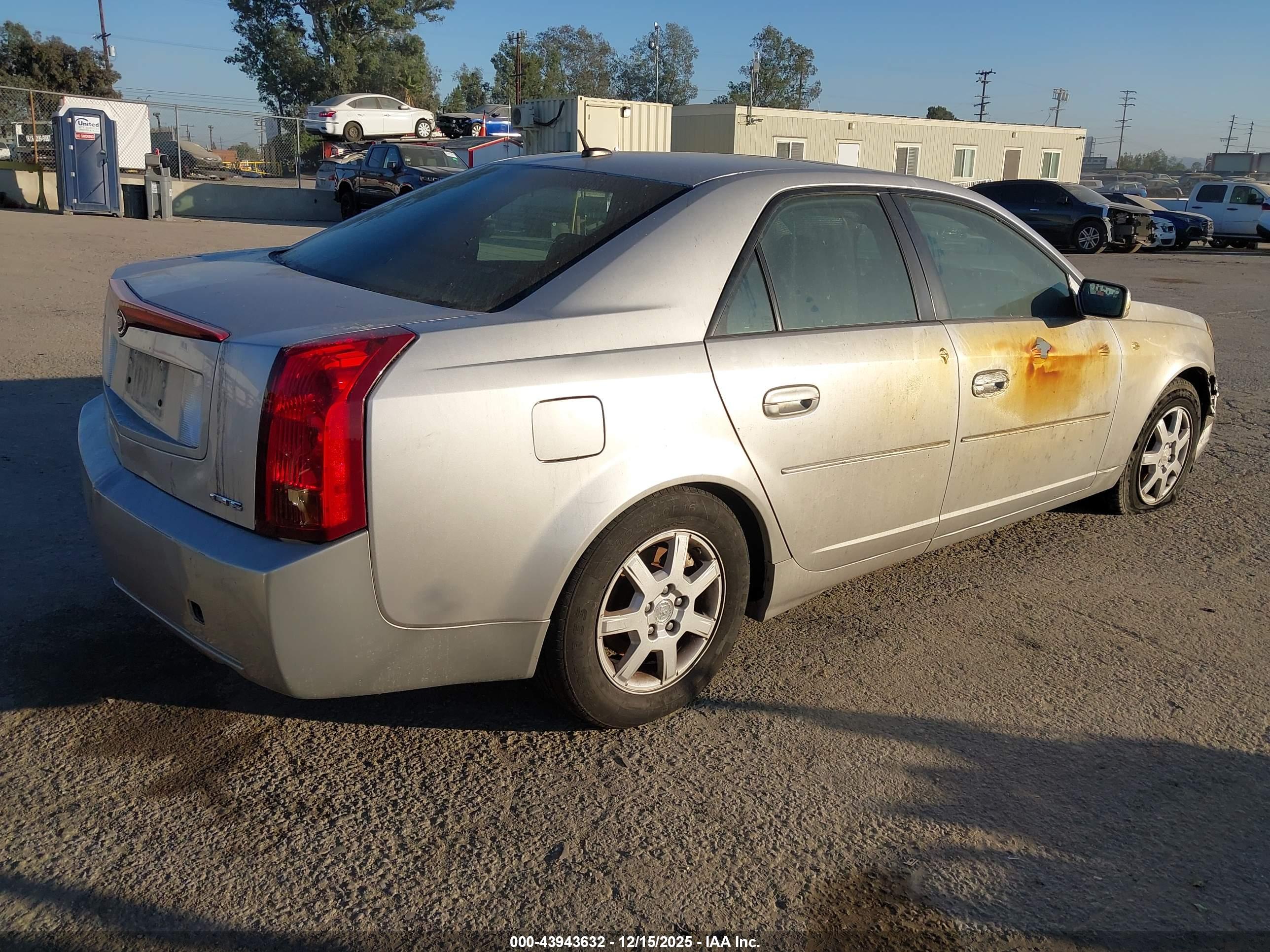 CADILLAC CTS image 4