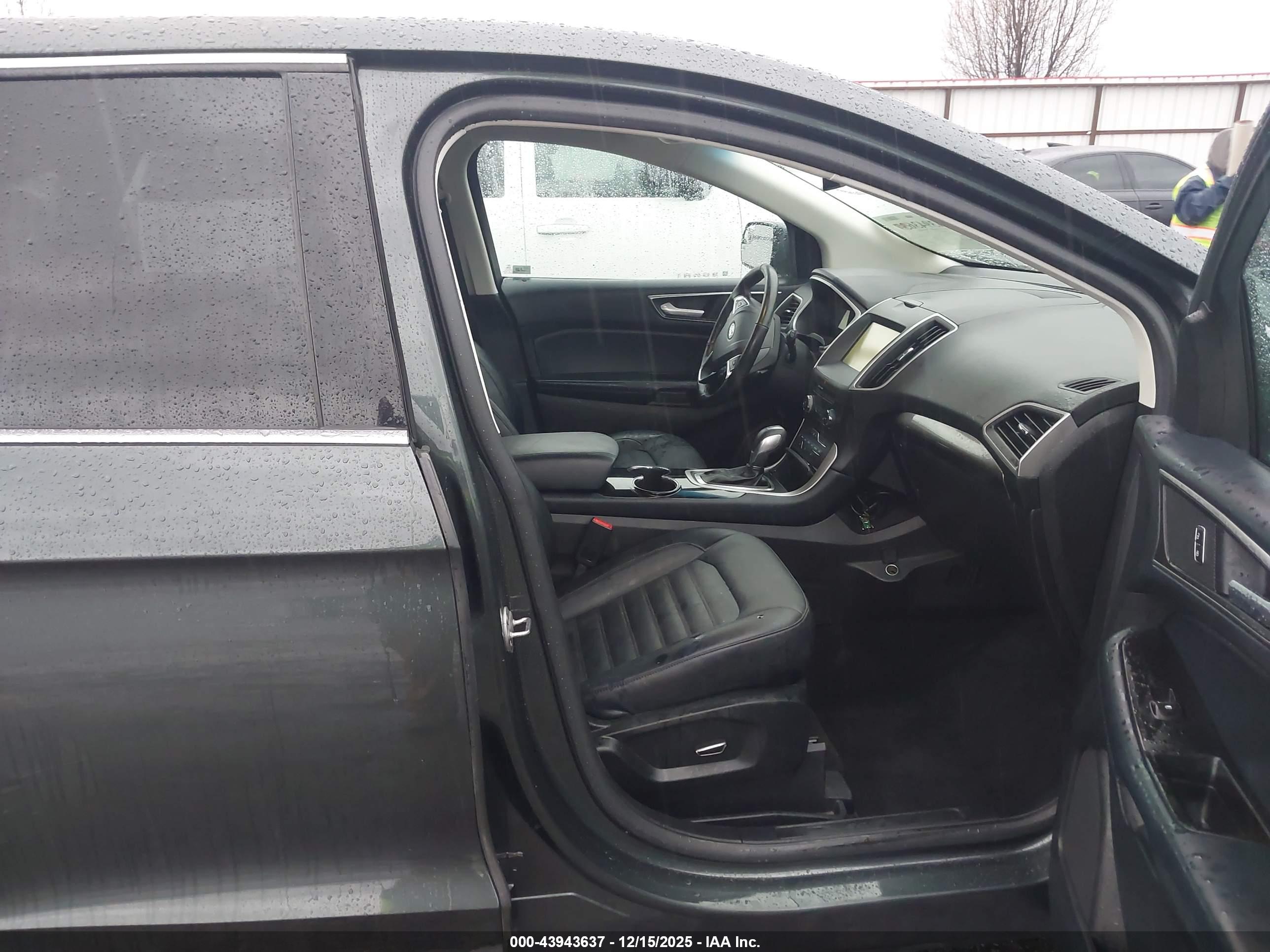 FORD EDGE image 5