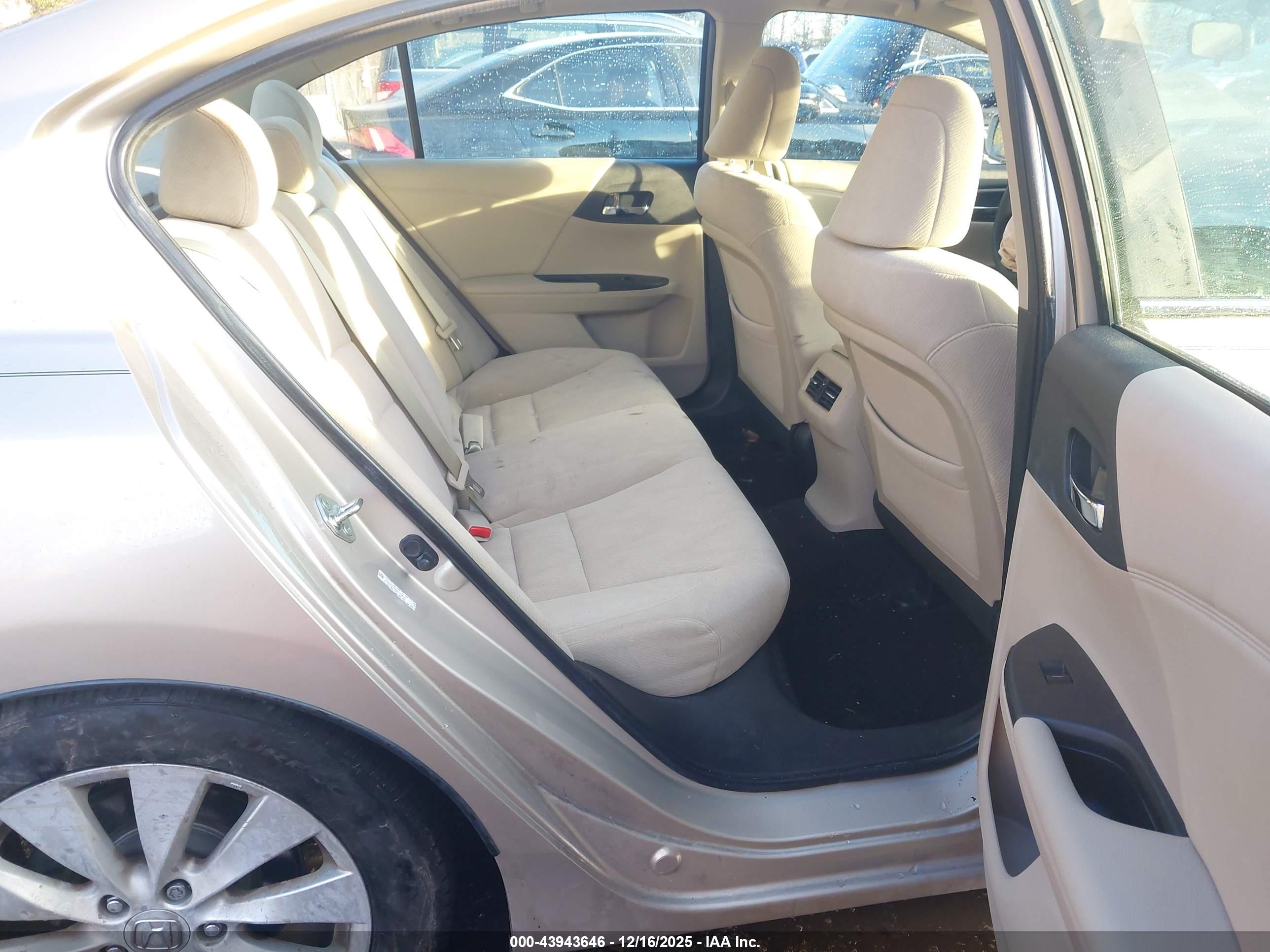 HONDA ACCORD image 8
