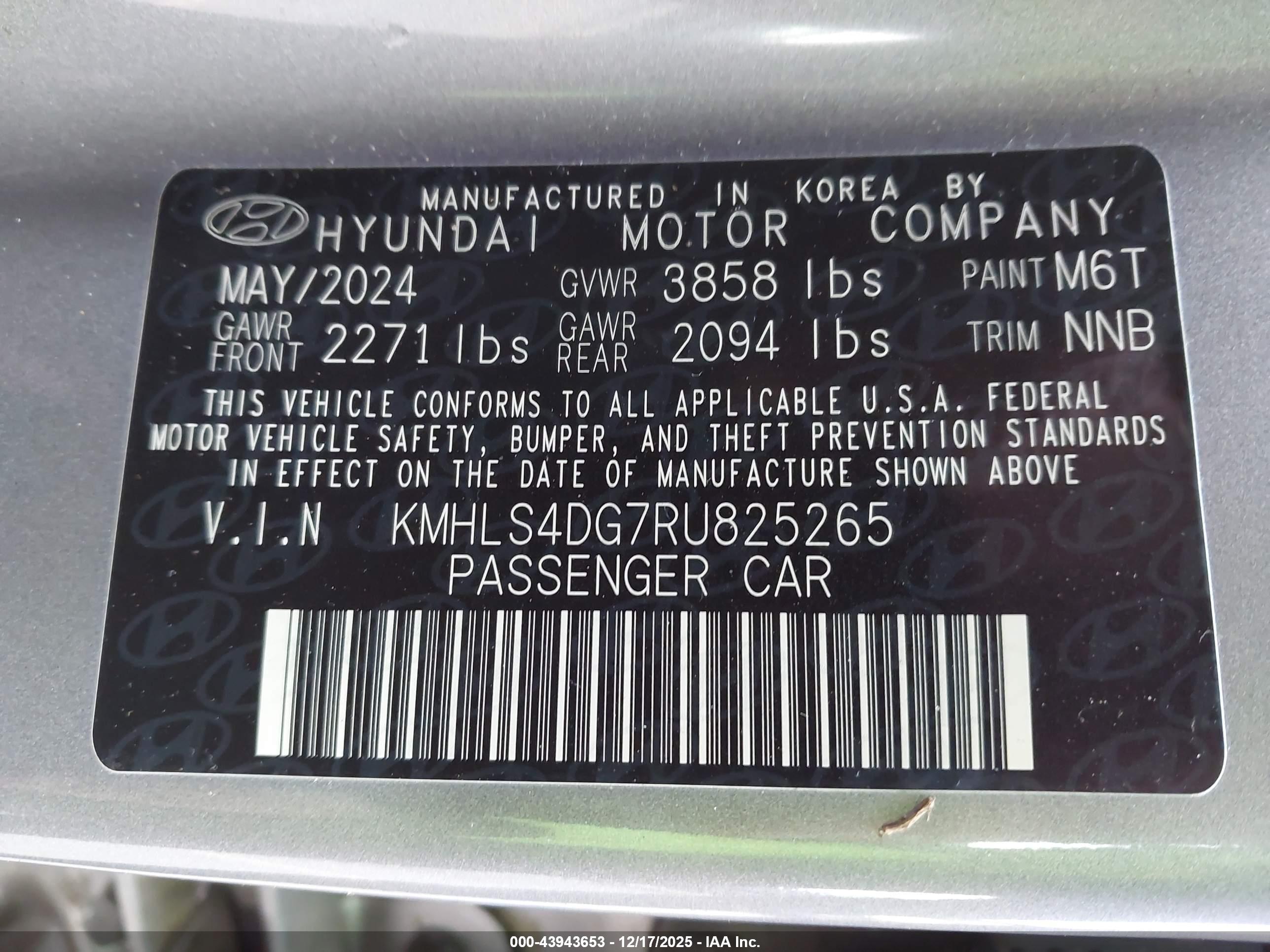 HYUNDAI ELANTRA image 9
