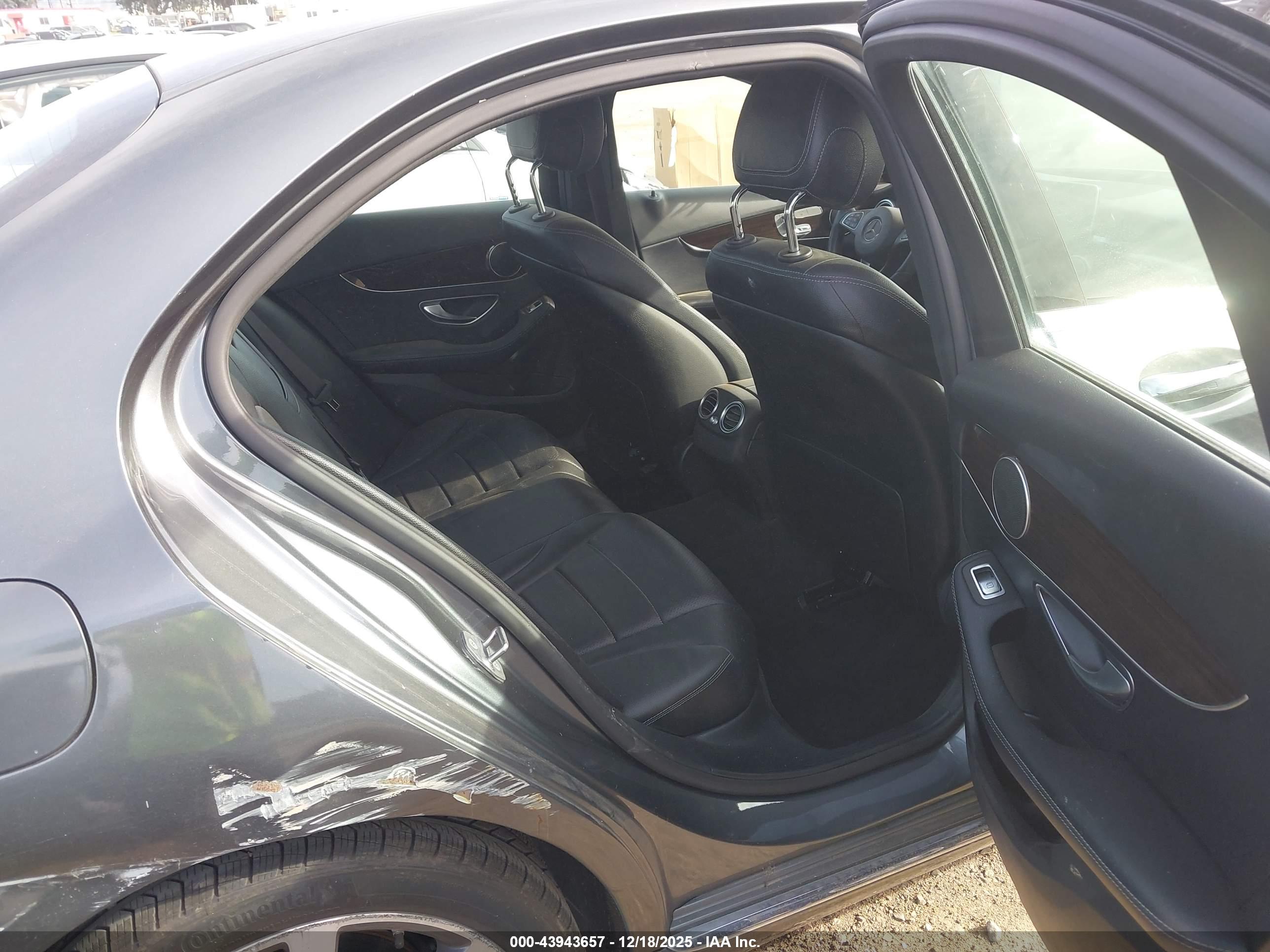 MERCEDES-BENZ C image 8